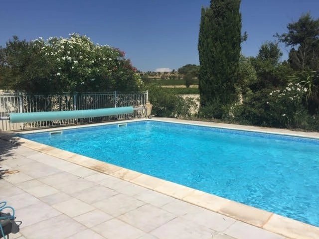 Villa avec 5 chambres et piscine, pres de la canal du midi