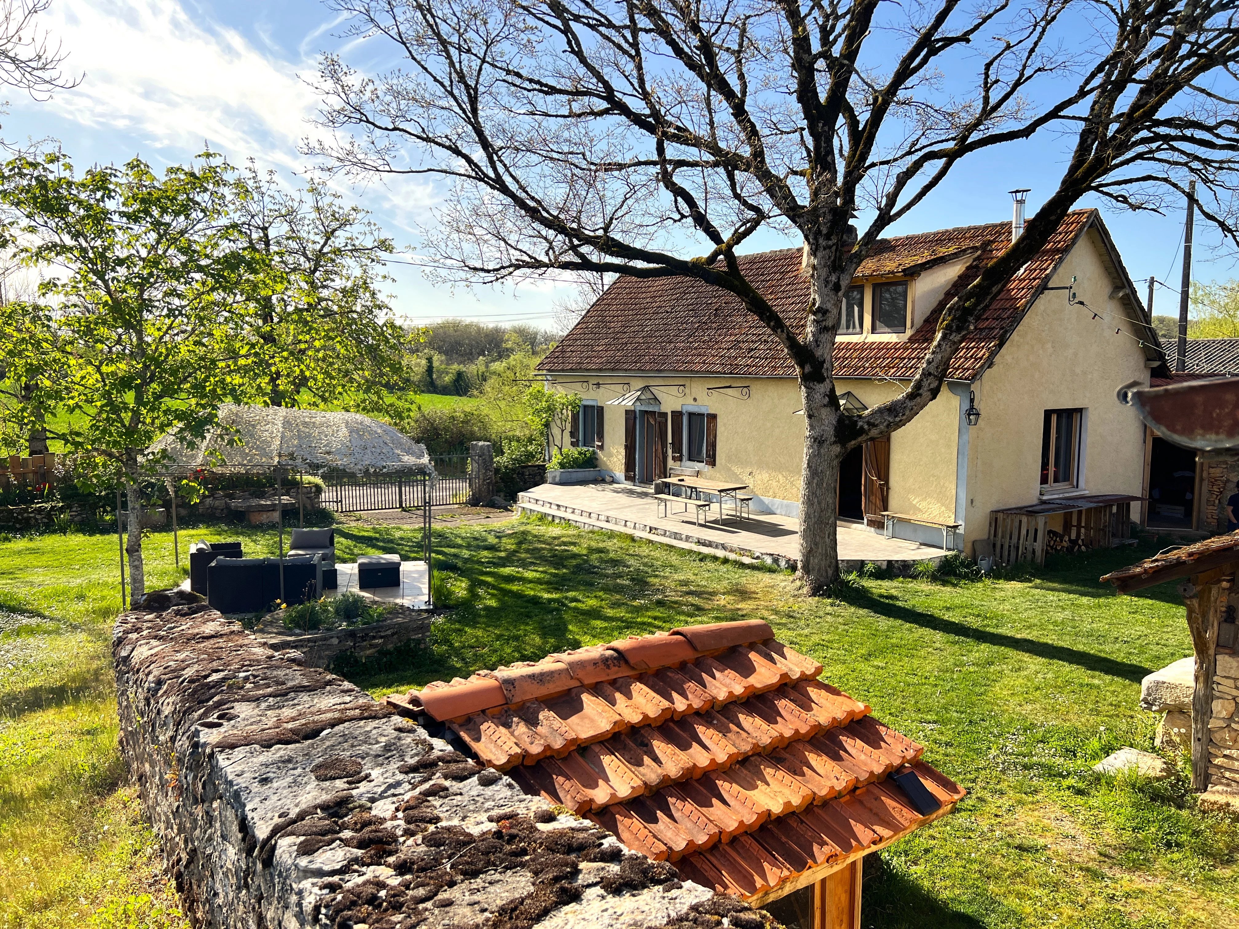 Charming, 4 bedroomed property with outbuildings and land in quiet village