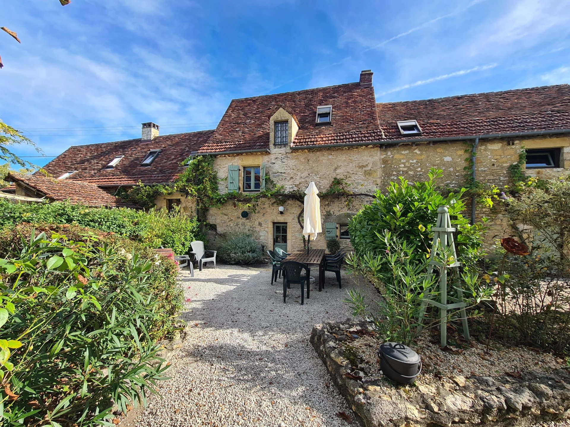 Grande propriété de caractère de 6 chambres et 5 maison d'amis