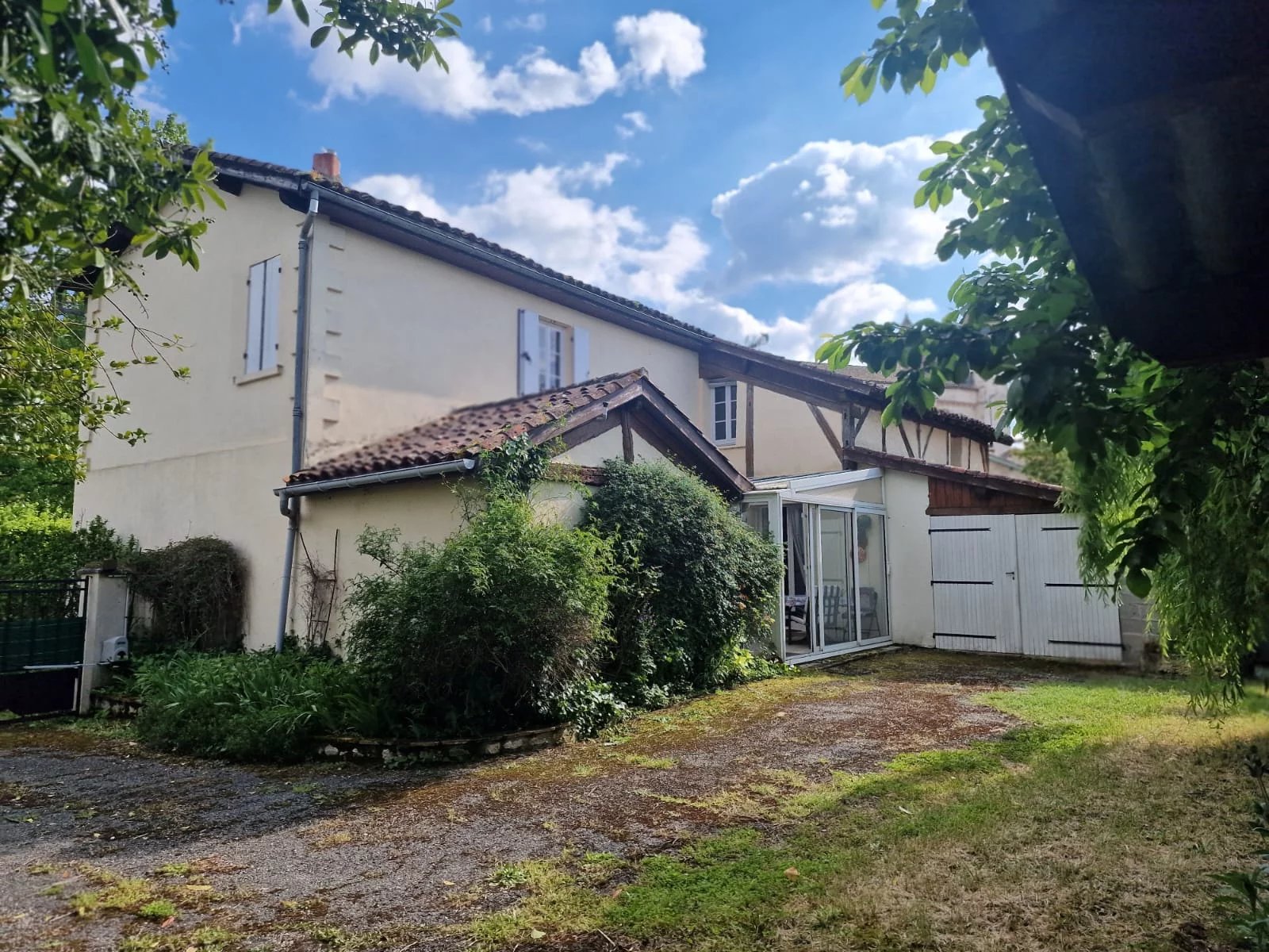 Belle maison de ville avec jardin