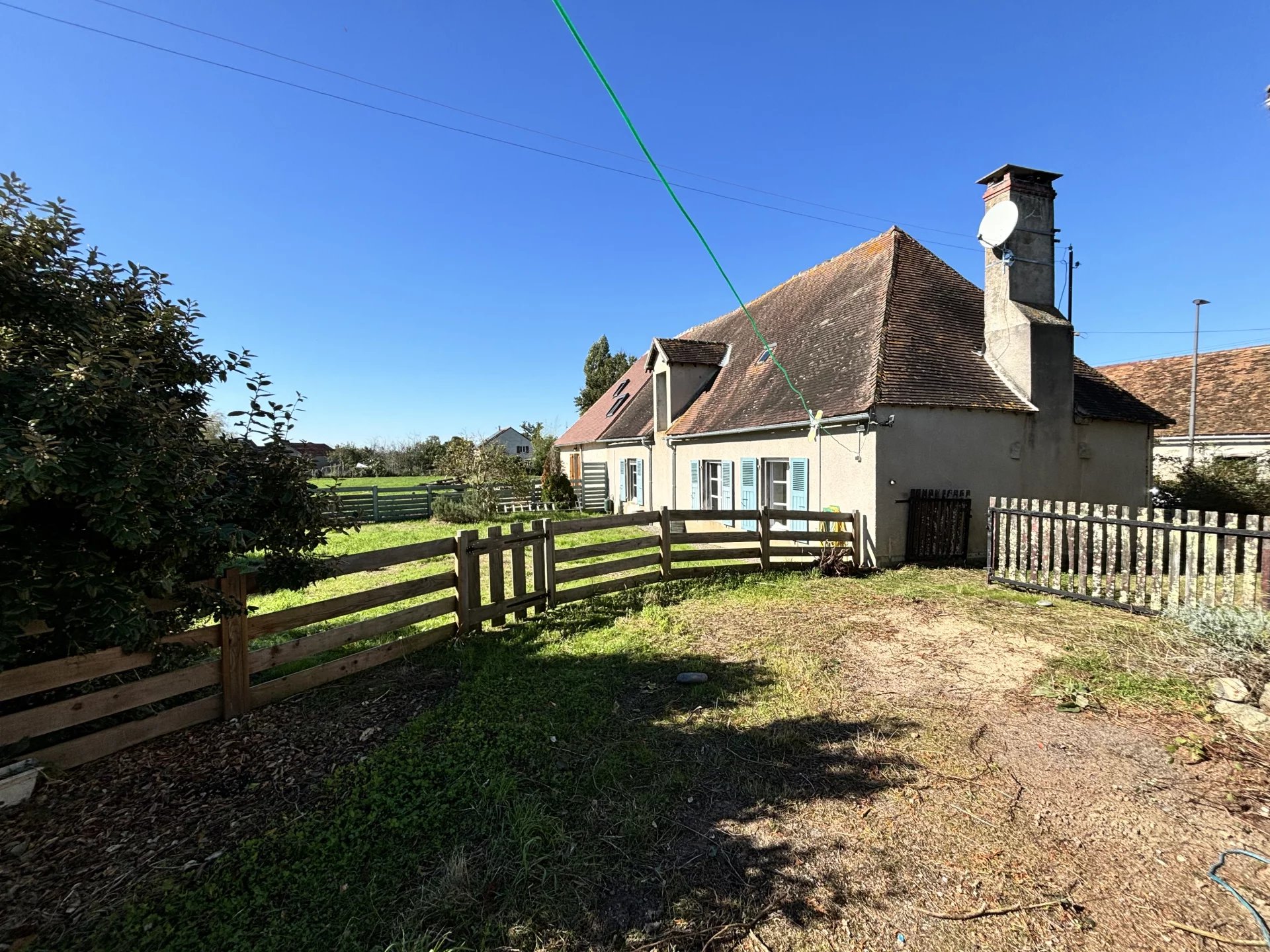 Pretty character cottage, barn and large garden