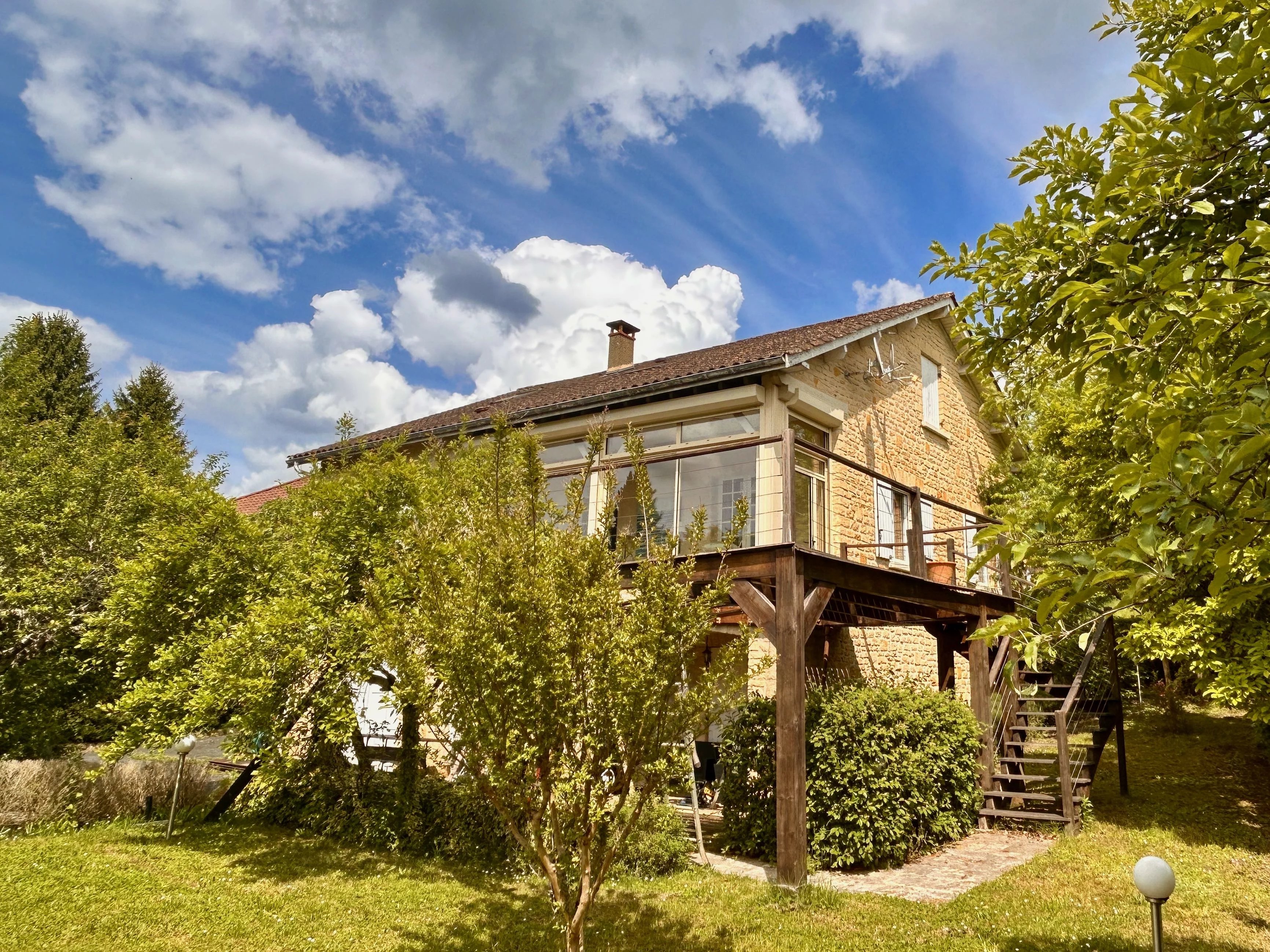 Maison de 4 chambres avec piscine et appartement indépendant à Sarlat