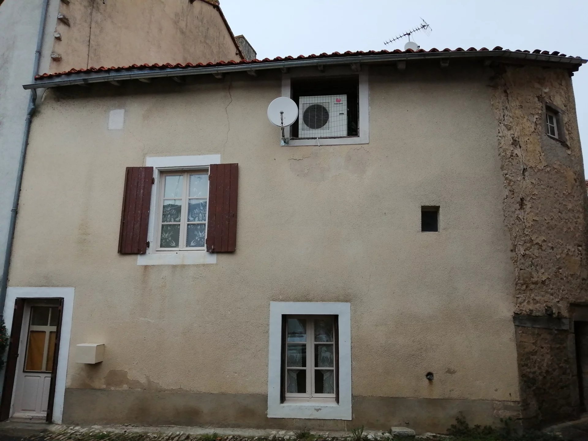 2 bedroom village house with potential