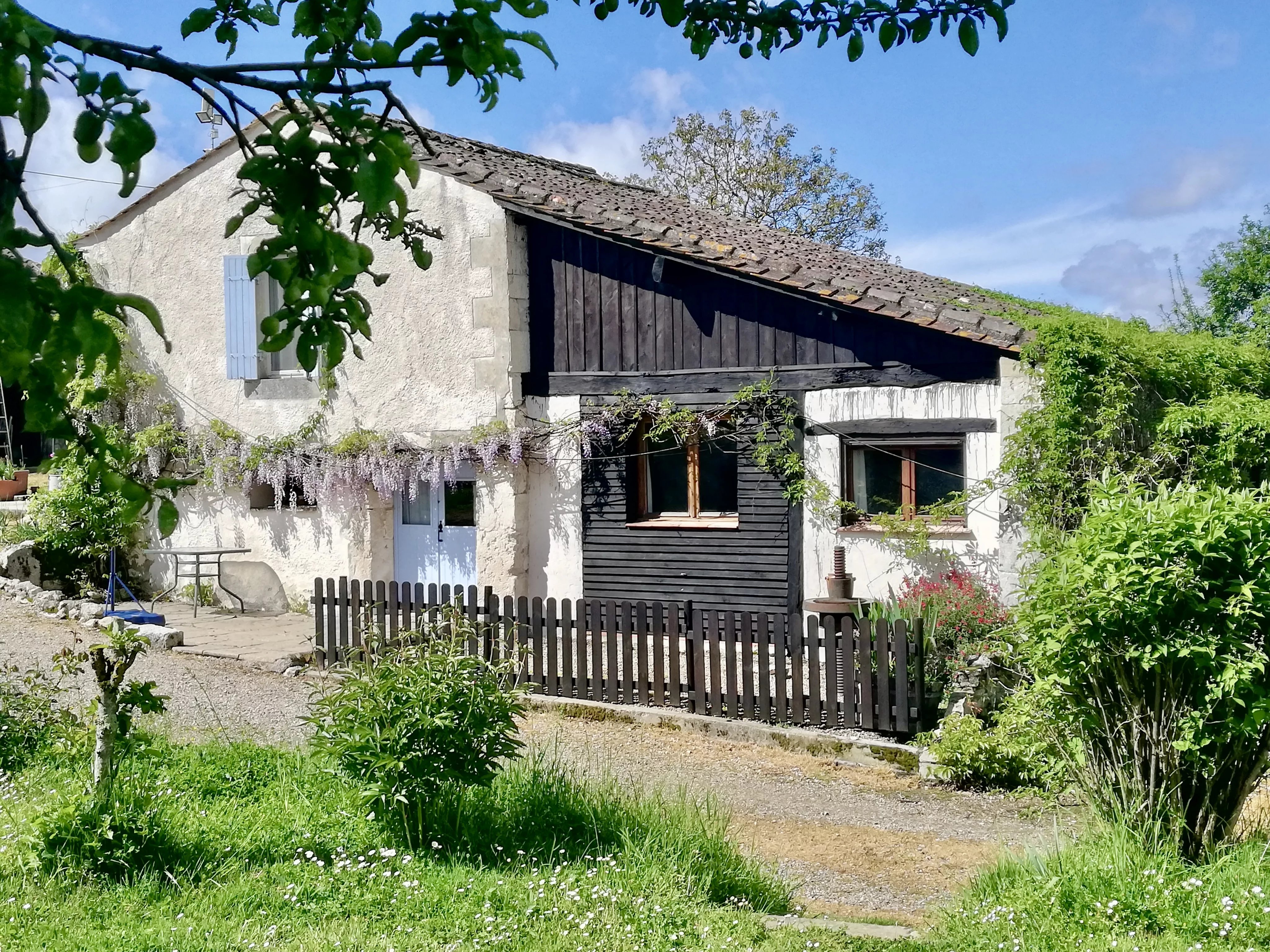 Characterful stone farmhouse including a self contained apartment and a separate cottage