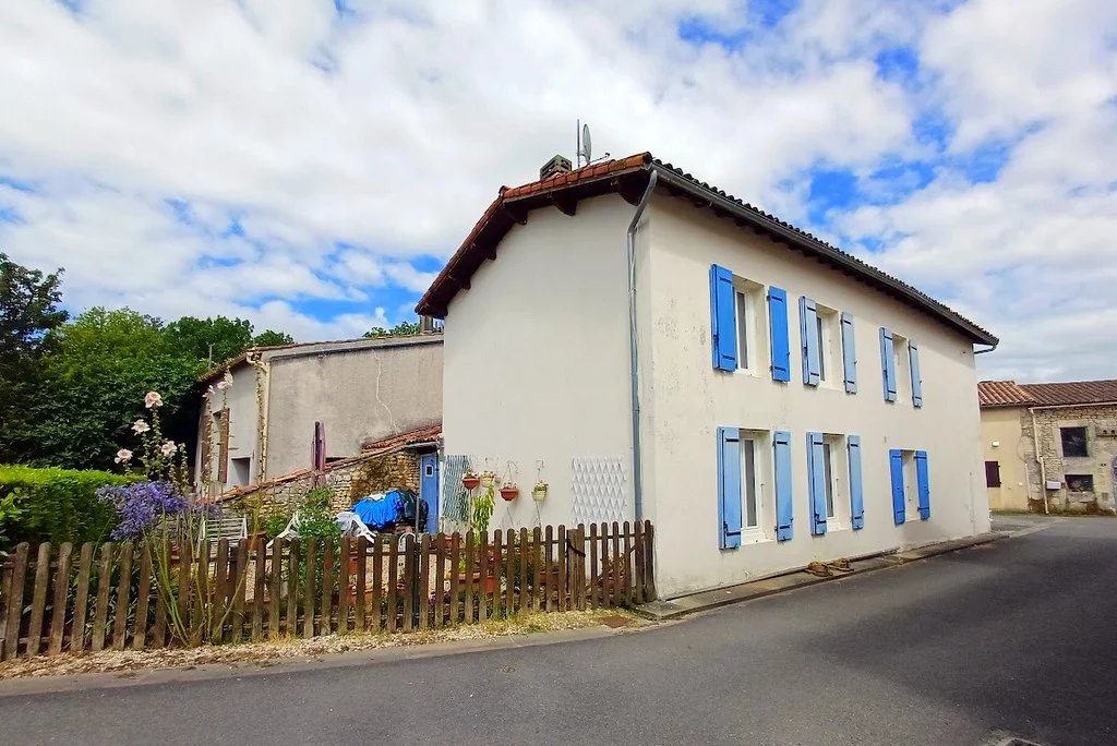 Jolie maison de 3 chambres avec double vitrage et tout à l’égout