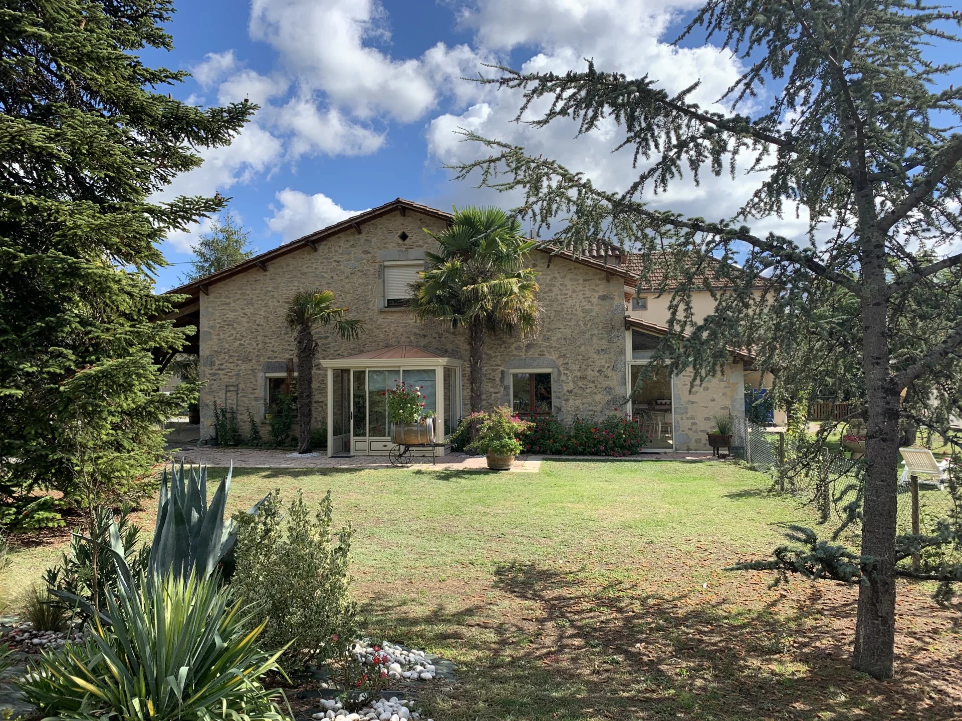 Renovated farmhouse with separate cottages