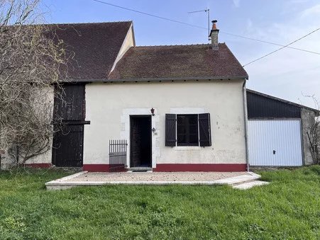 Pretty house with large garden in a quiet hamlet