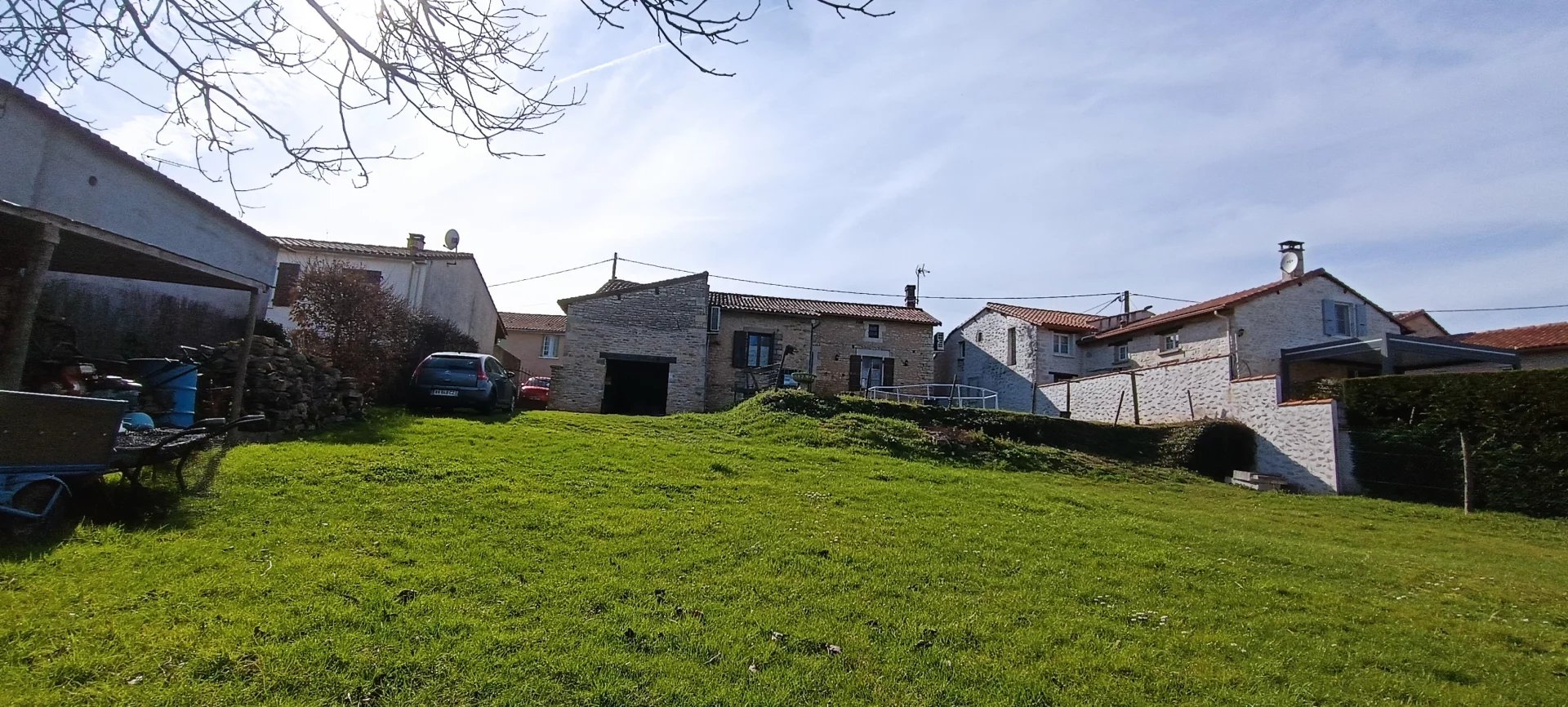 5-bed riverside stone house in the centre of Verteuil-Sur-Charente!