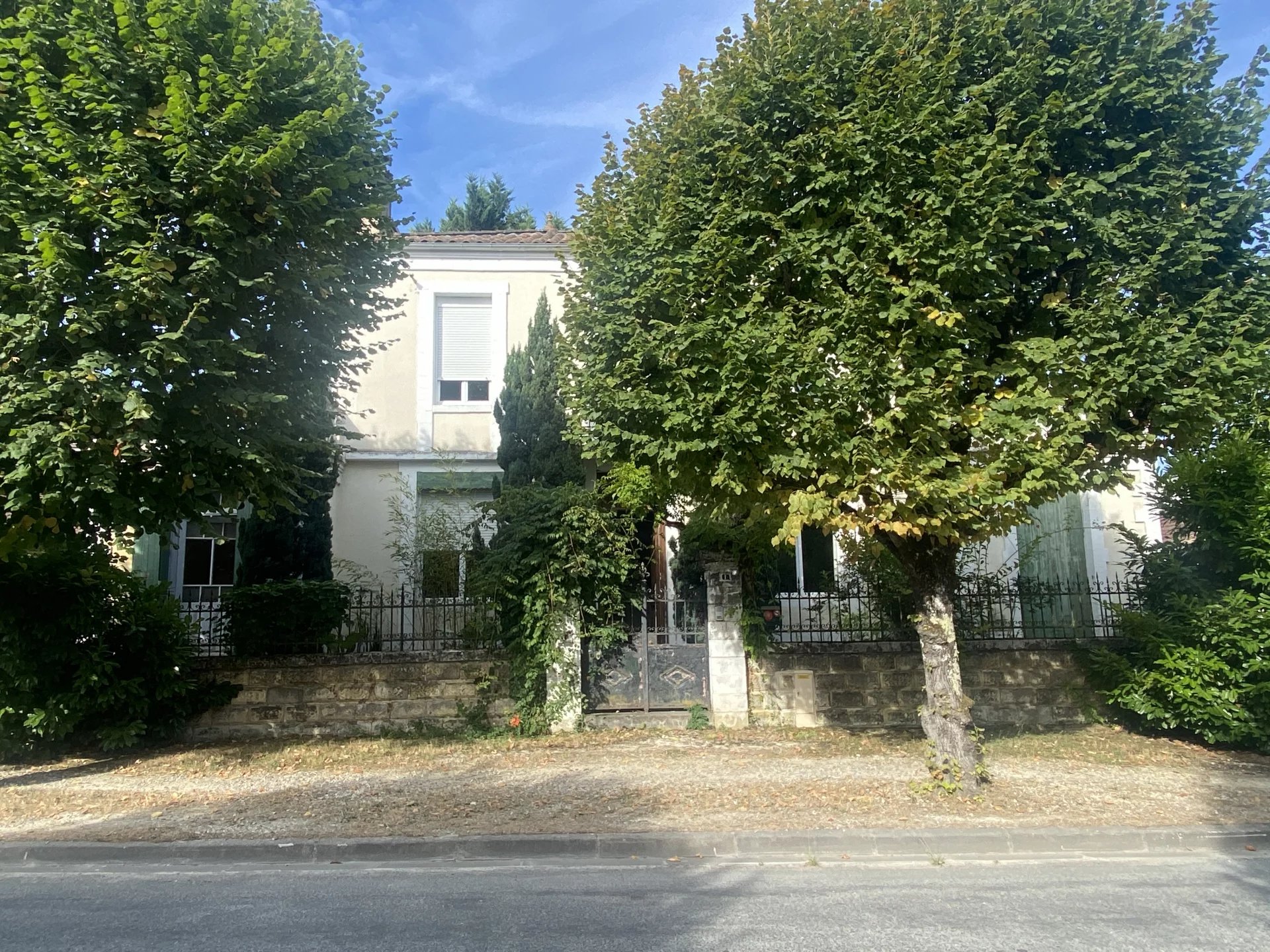 Maison Spacieuse à Nérac