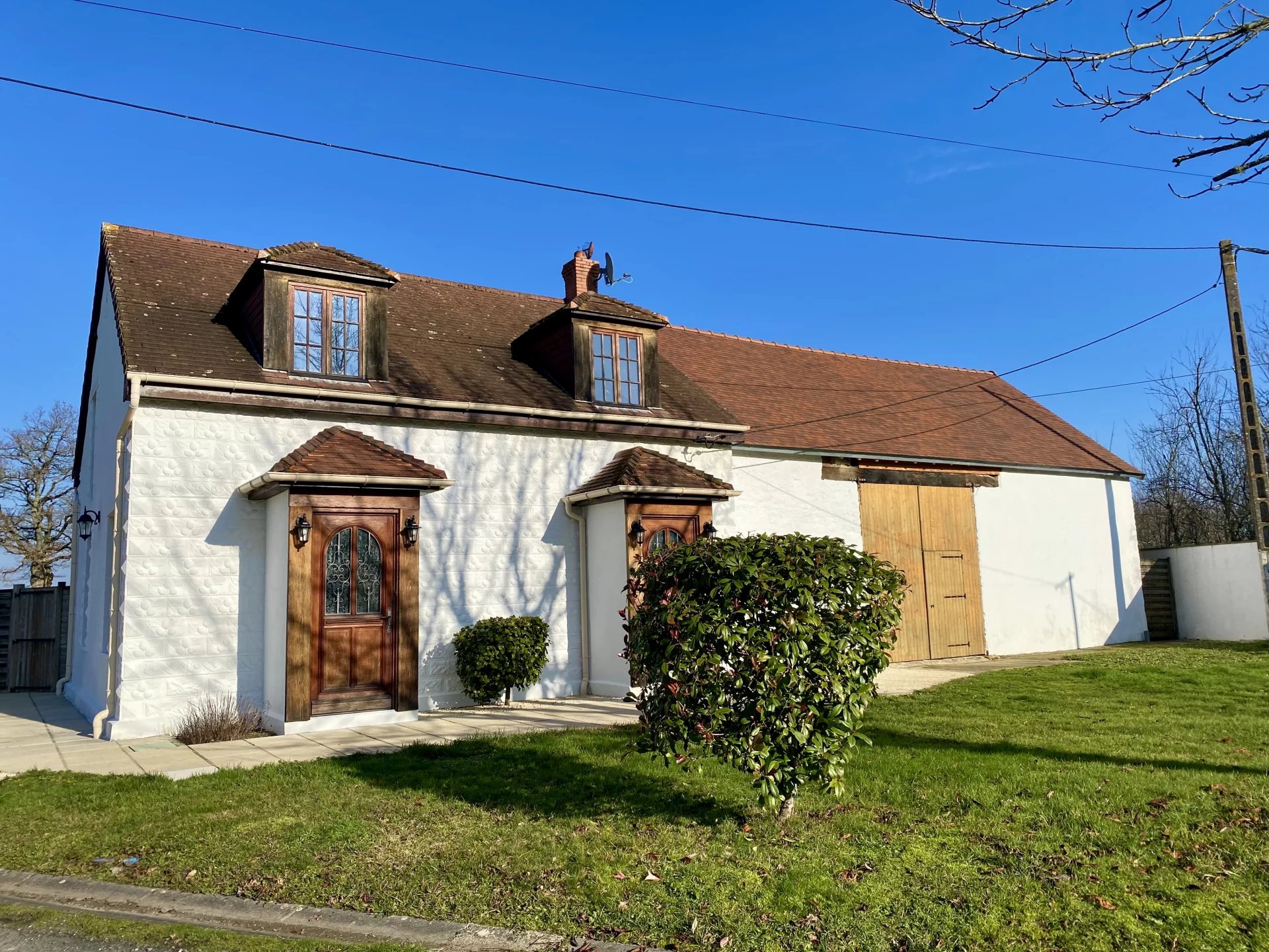 Jolie maison de 3 chambres avec grand jardin