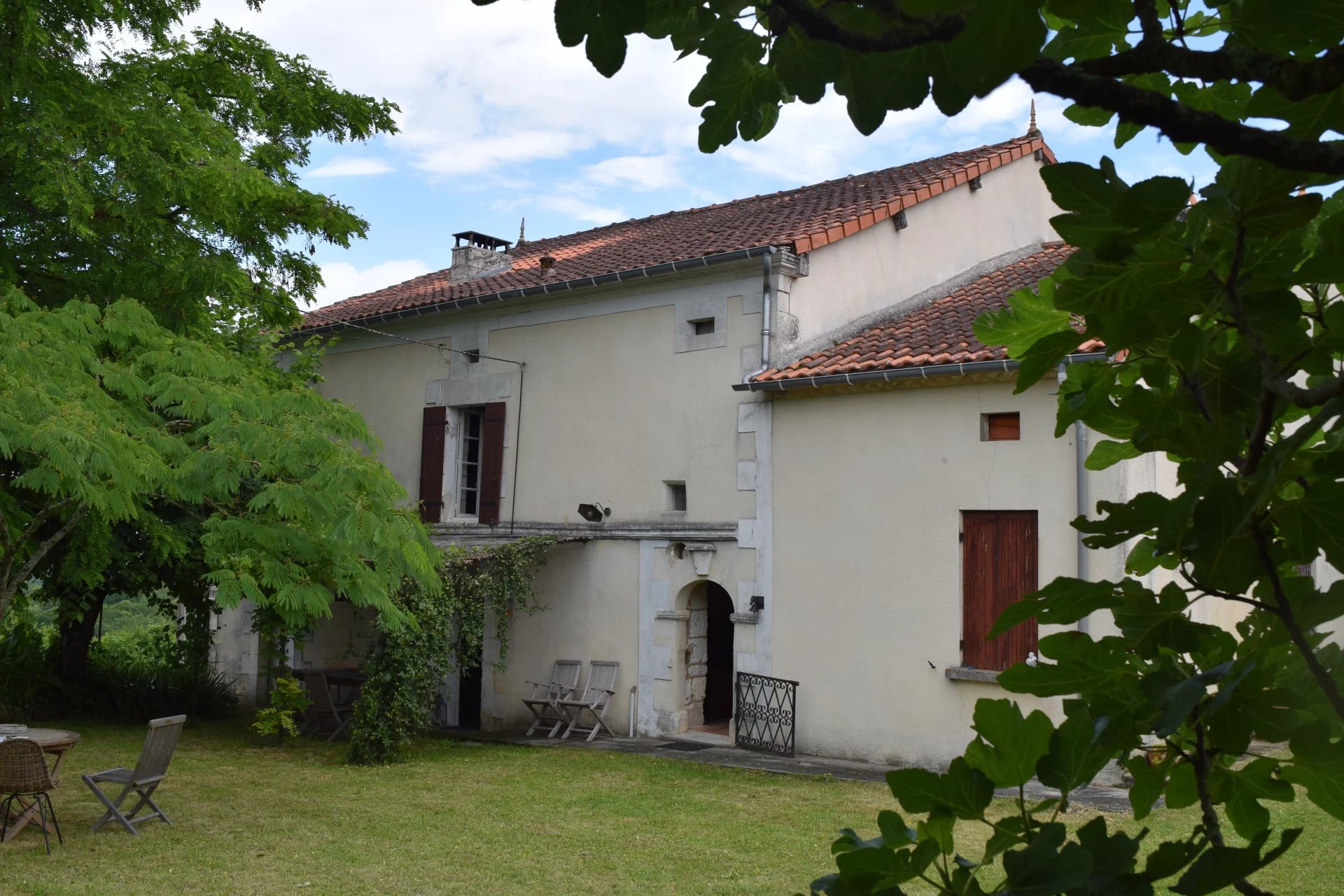 Maison individuelle 3 chs, avec piscine et vues fabuleuses