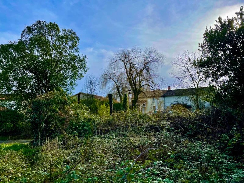 Terrain à bâtir dans un village pittoresque