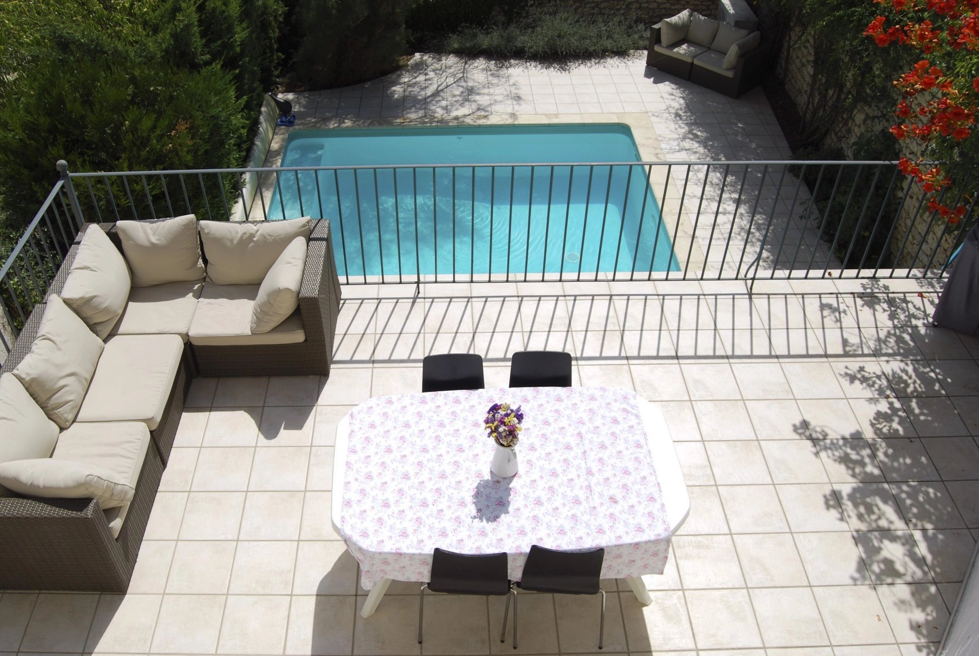 Maison de ville avec piscine chauffée et vue sur la vallée