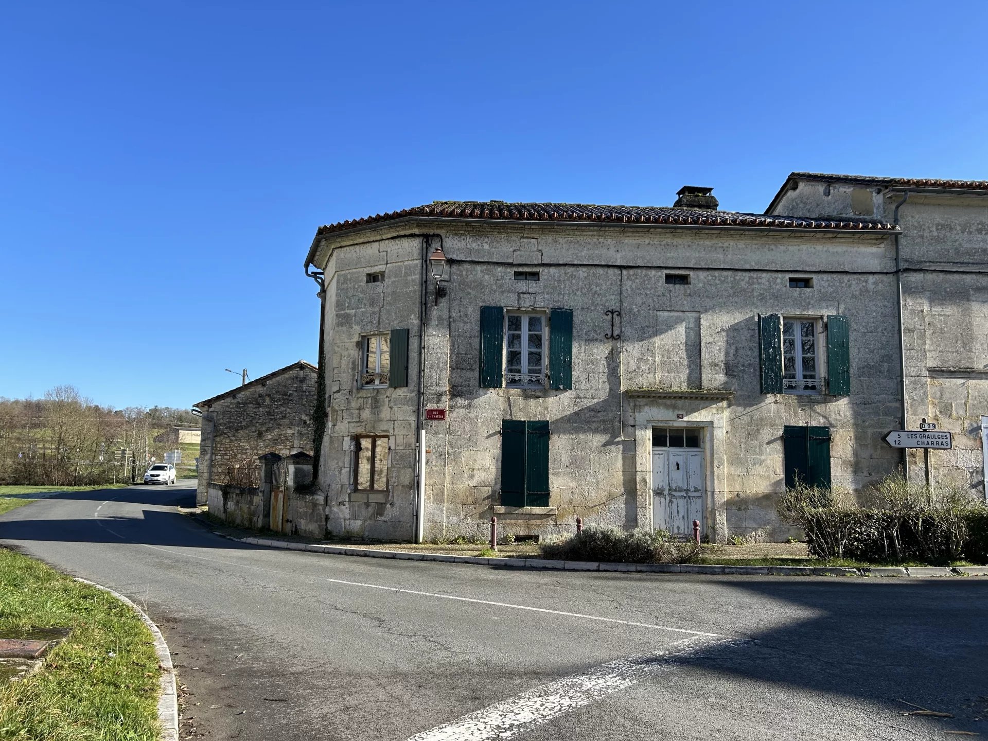 Charmante maison offrant un potentiel exceptionnel