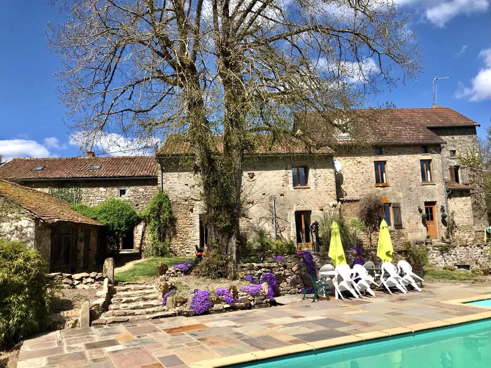 Charming large farmhouse with gites and pool