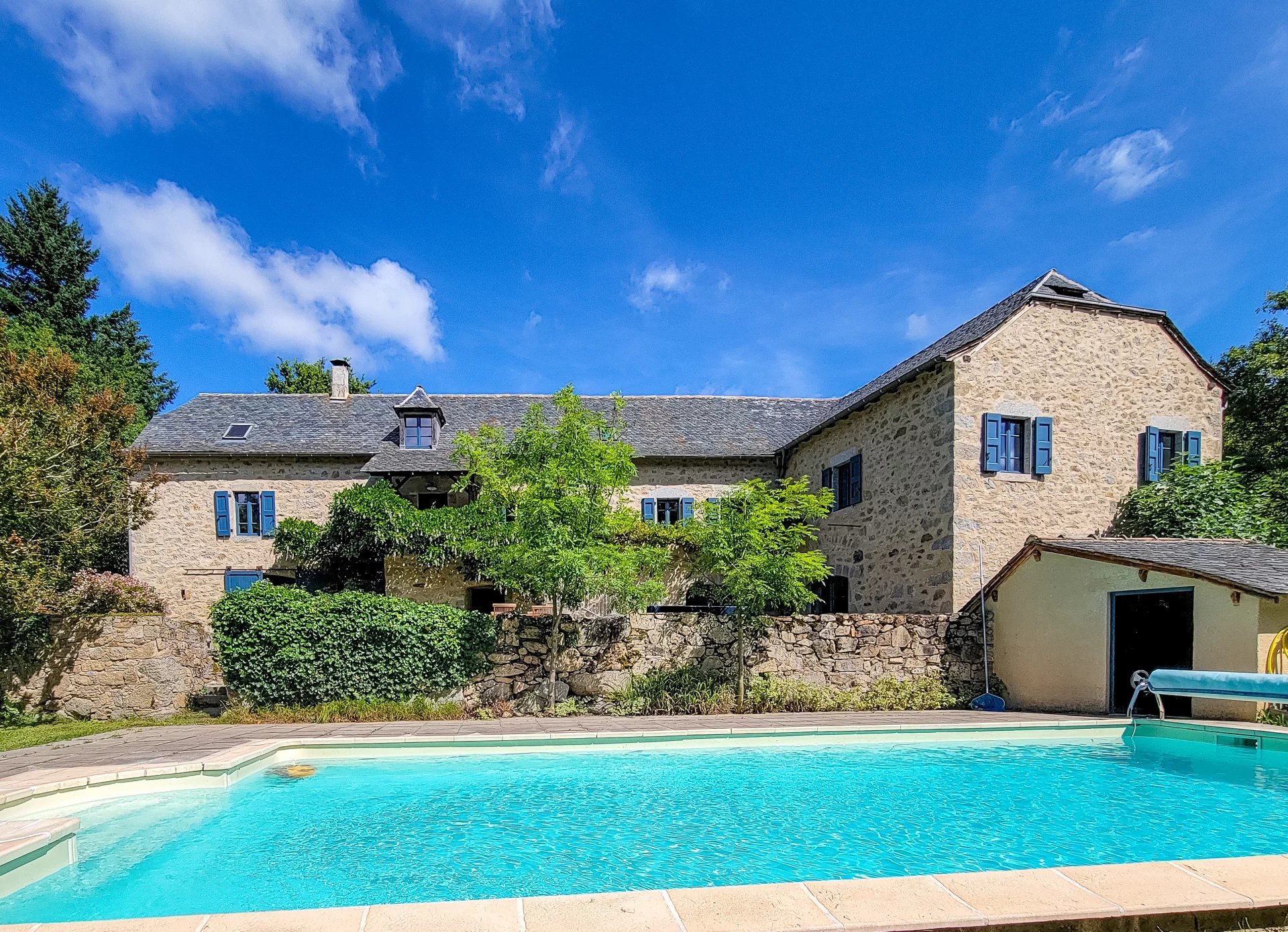 Havre de paix exceptionnel de 5 chambres au bord de la rivière en Aveyron