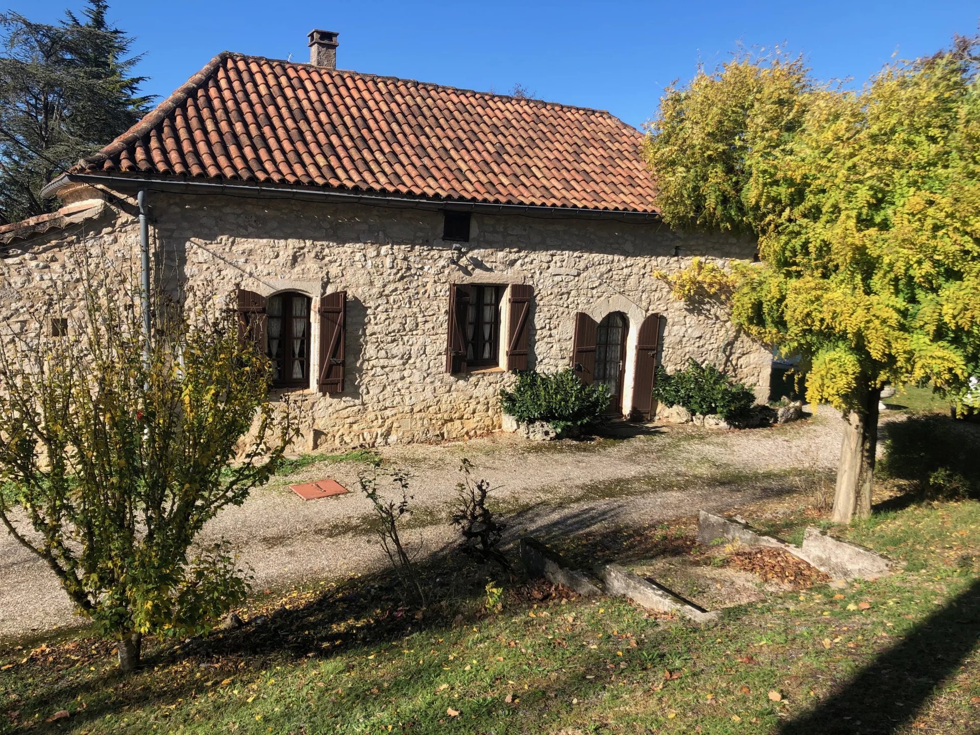 Charmante maison en pierre avec piscine - Valeilles