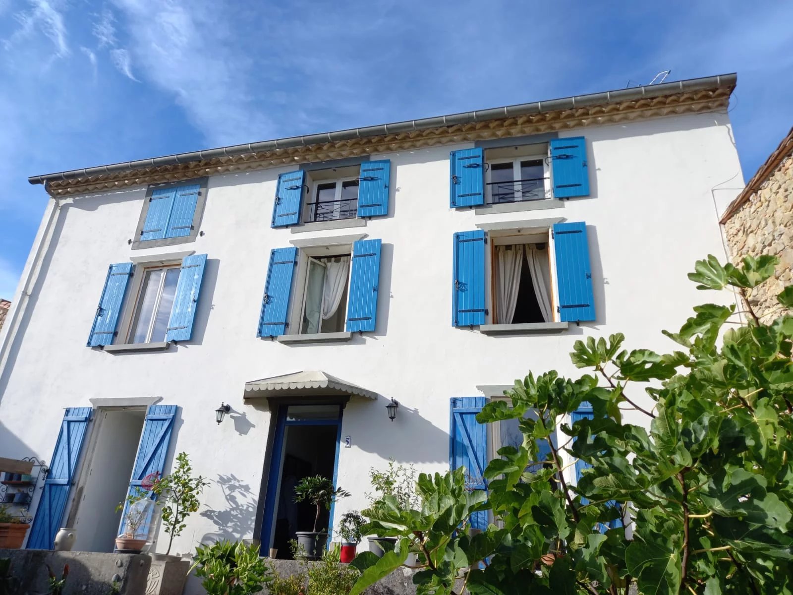 Stone house with garden in a village near Limoux