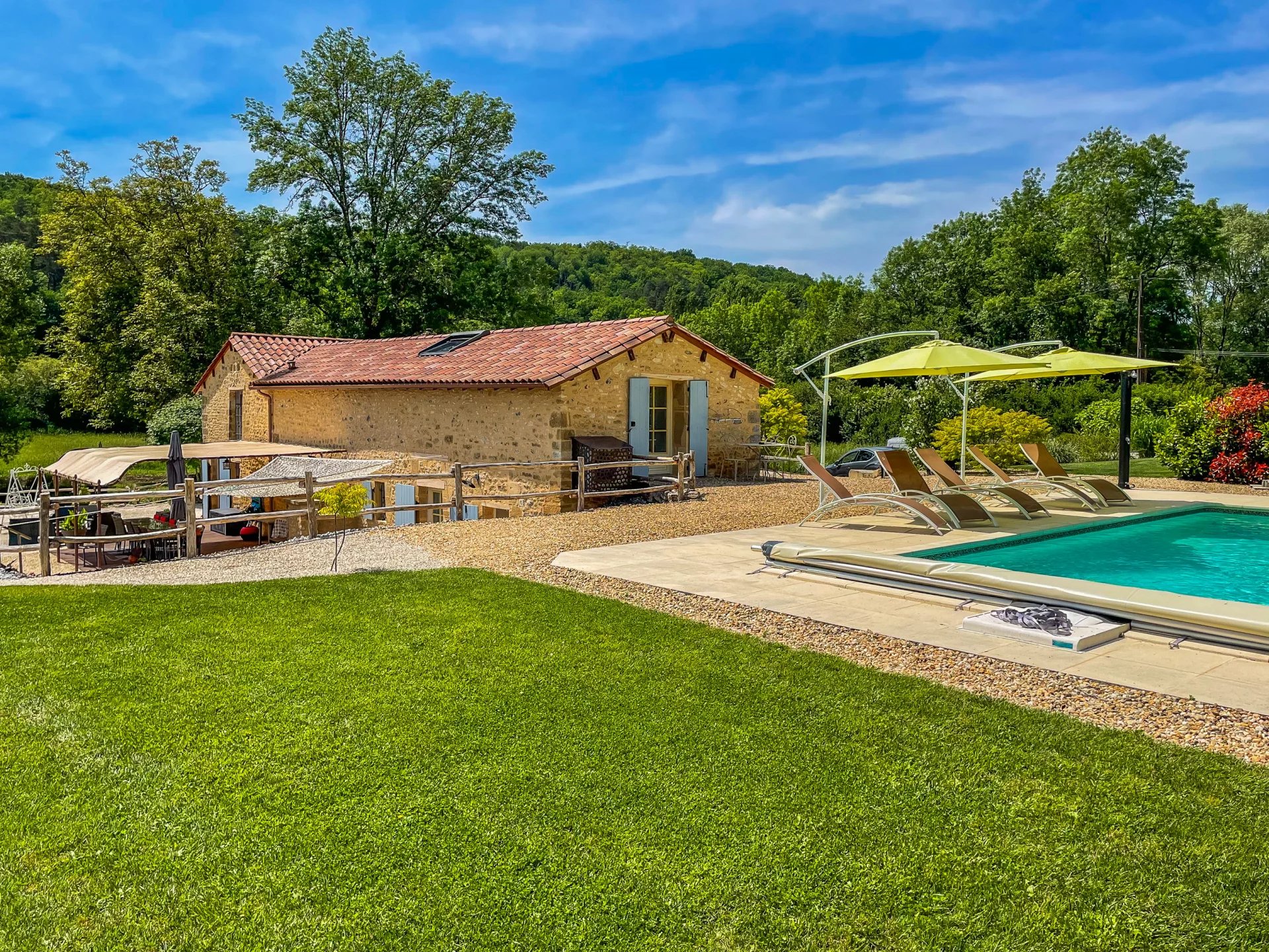 Discover the tranquility of this 5-bed stone property with saltwater pool and natural oasis in Plazac.