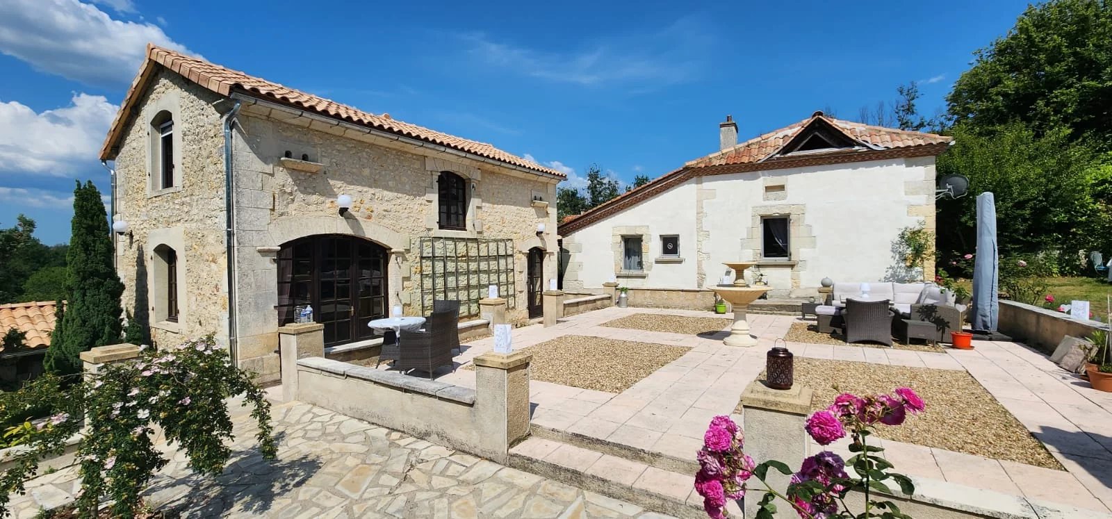 Idyllic Family home with separate guesthouse, pool, wood fired hot tub - set in perfectly landscaped private grounds of 2830m2