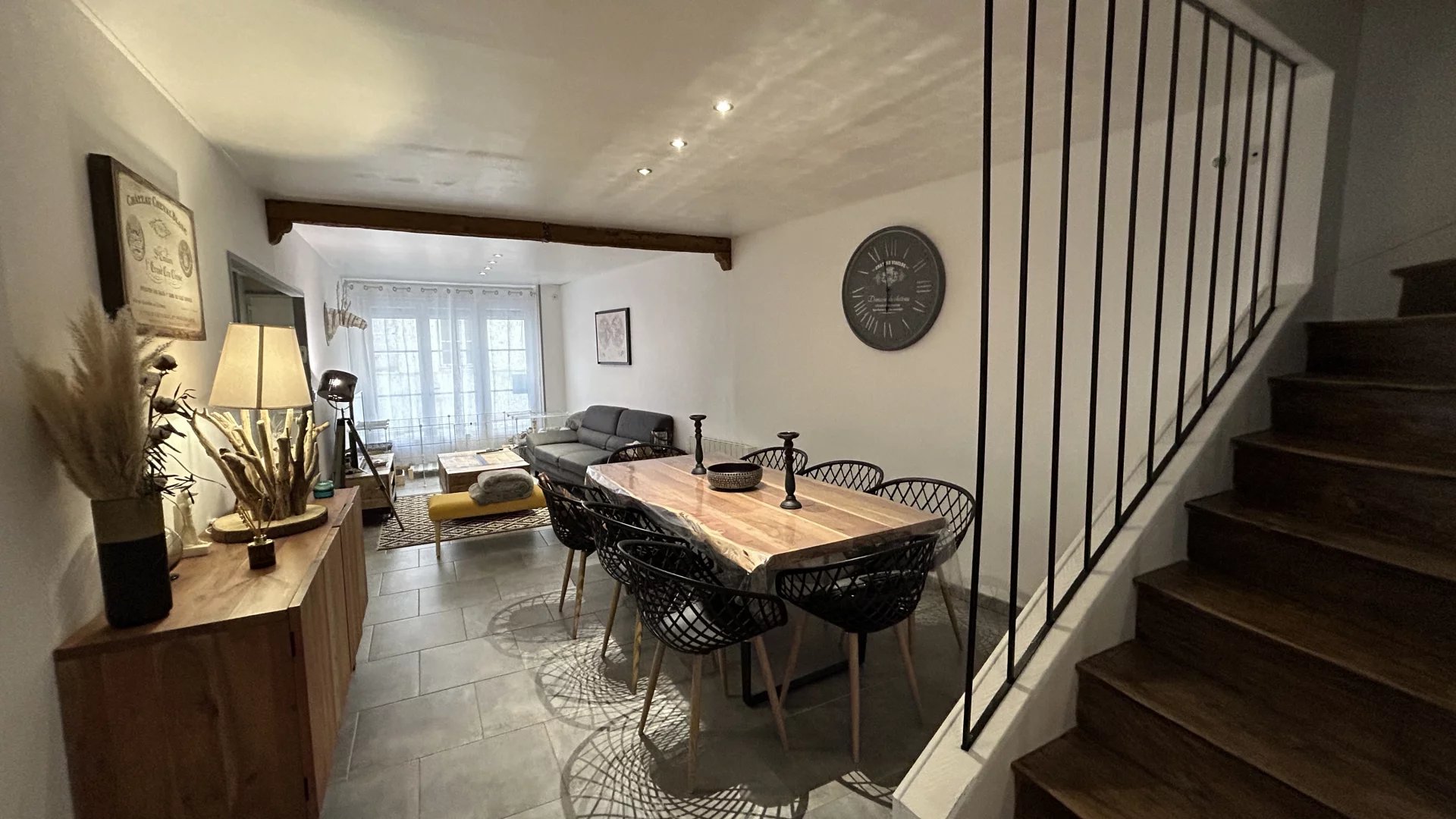 Centre Barbezieux : Comfortable town house