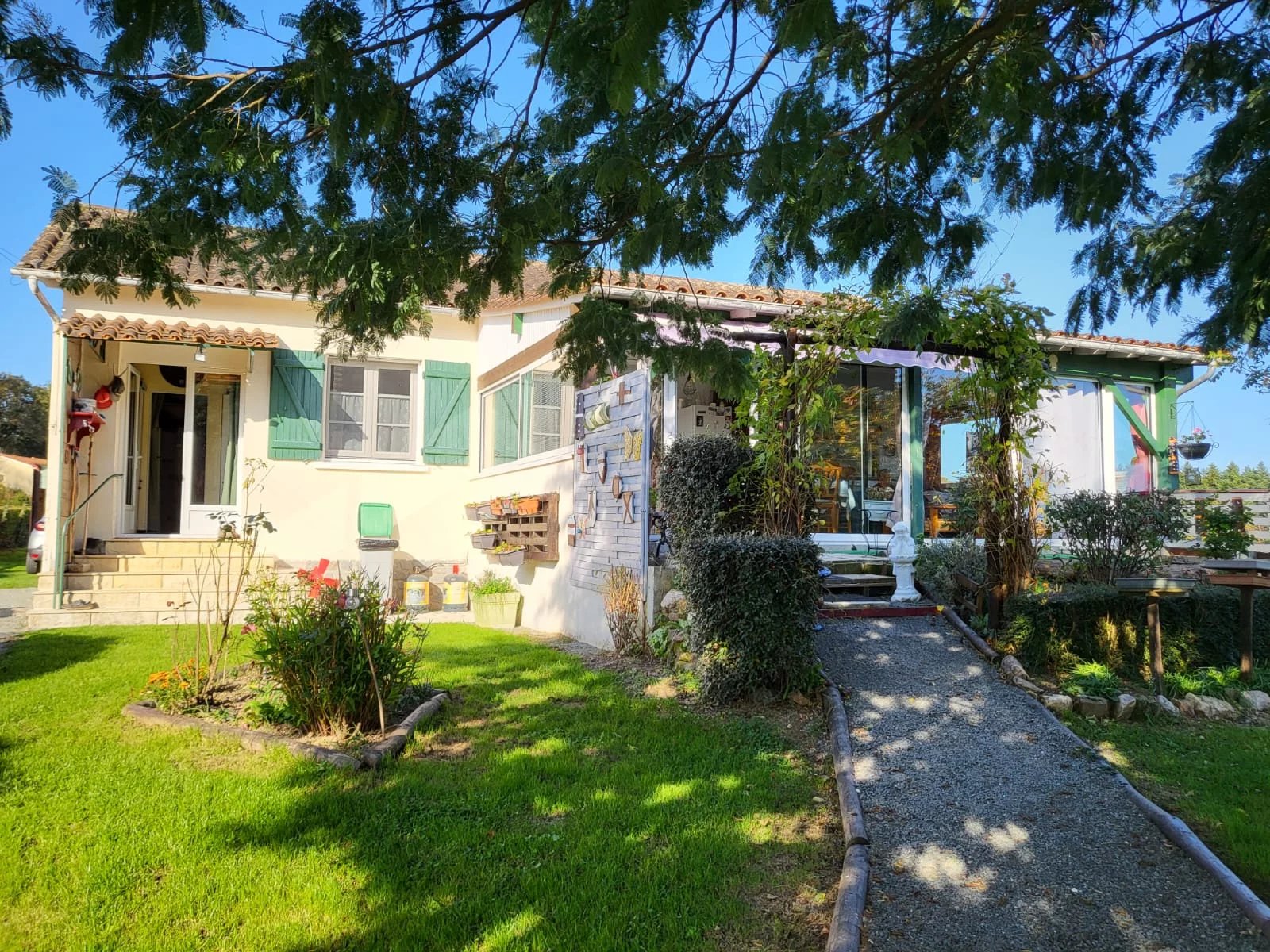 Maison de Plein Pied avec grand jardin