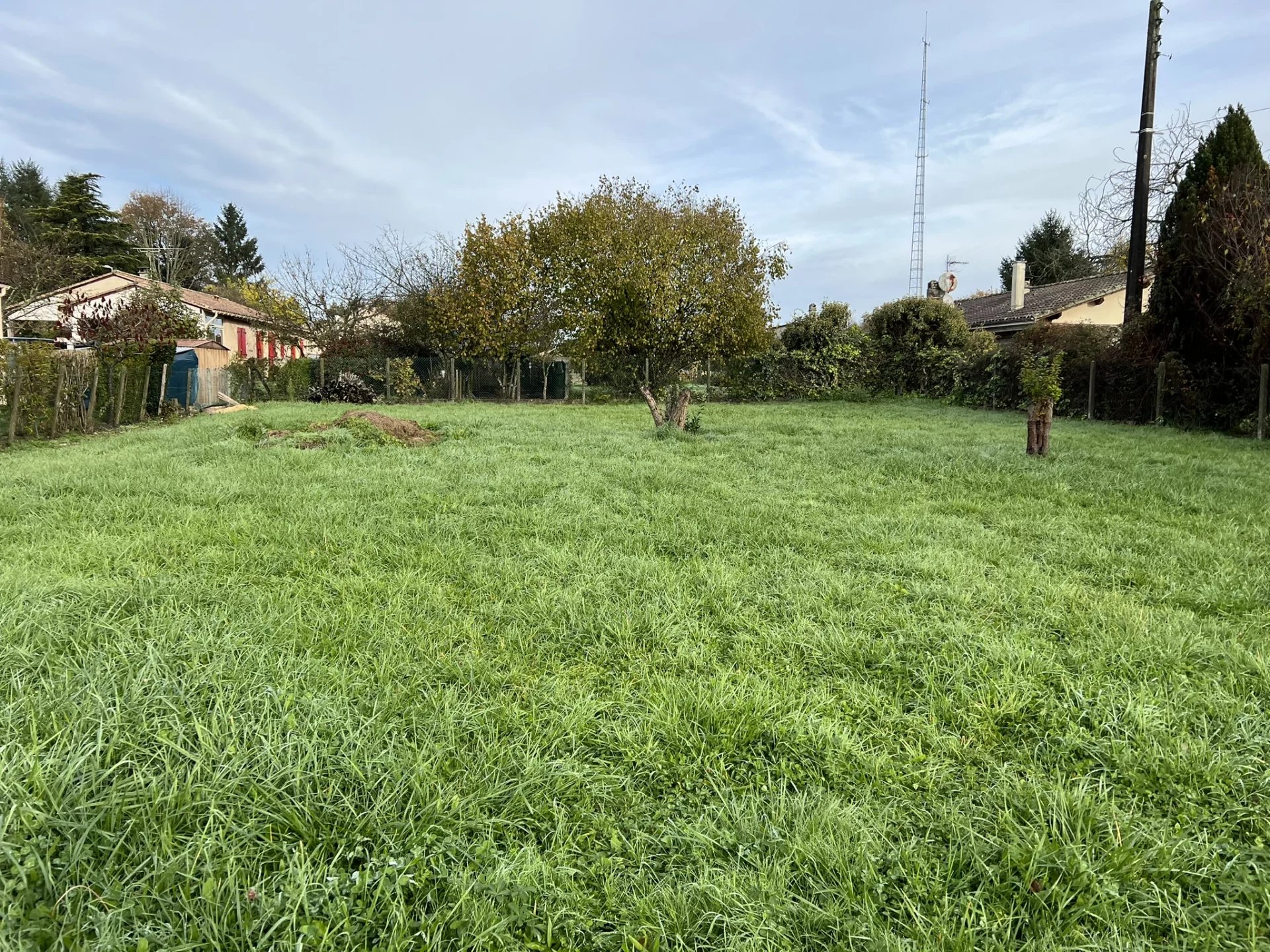 Constructible land in centre of village