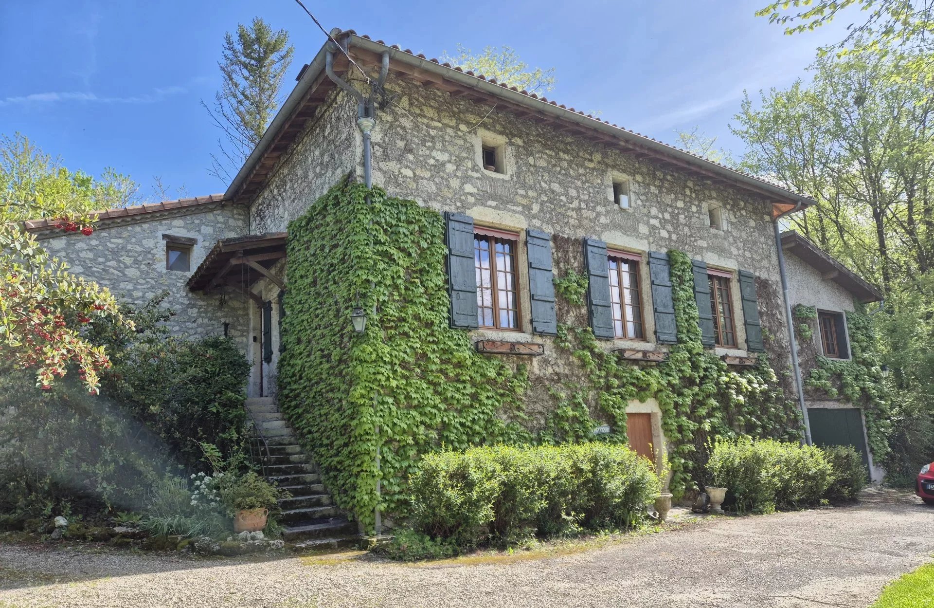 Stone house, guest cottage, pool and land