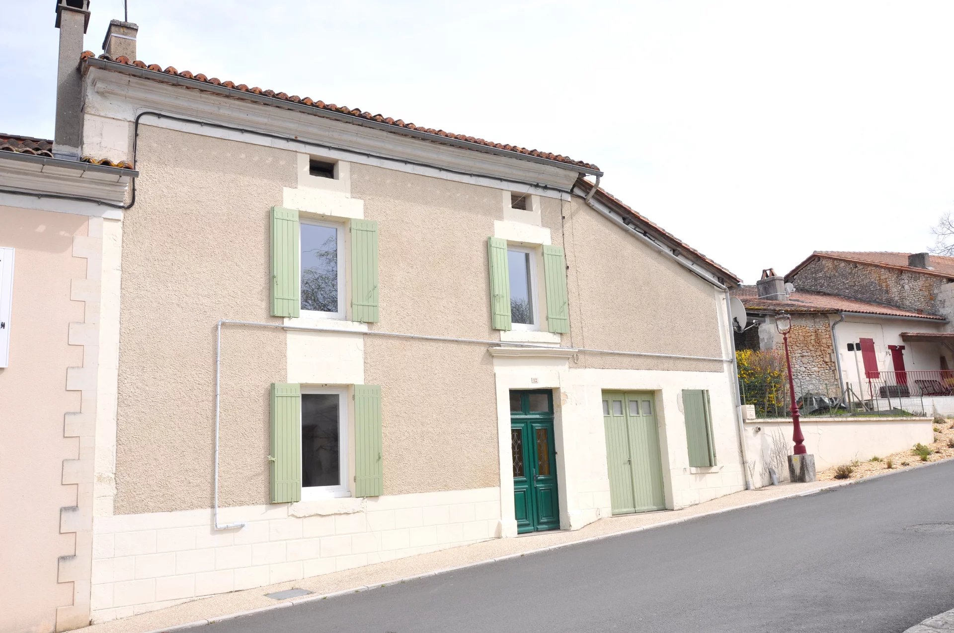 Sud Chalais - Maison de 100 m² et 3 chambres