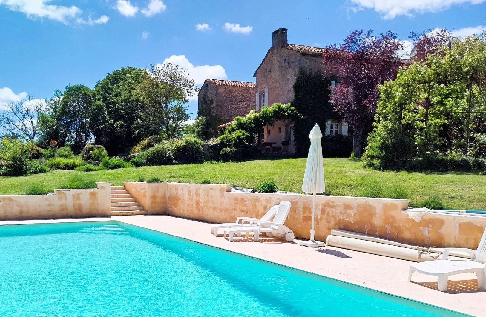 Maison à la campagne, vues magnifiques