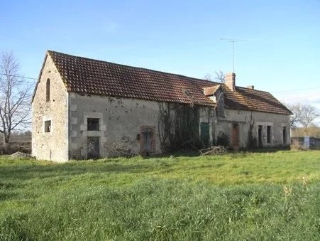 Maison à rénover avec grange, four à pain et terrain