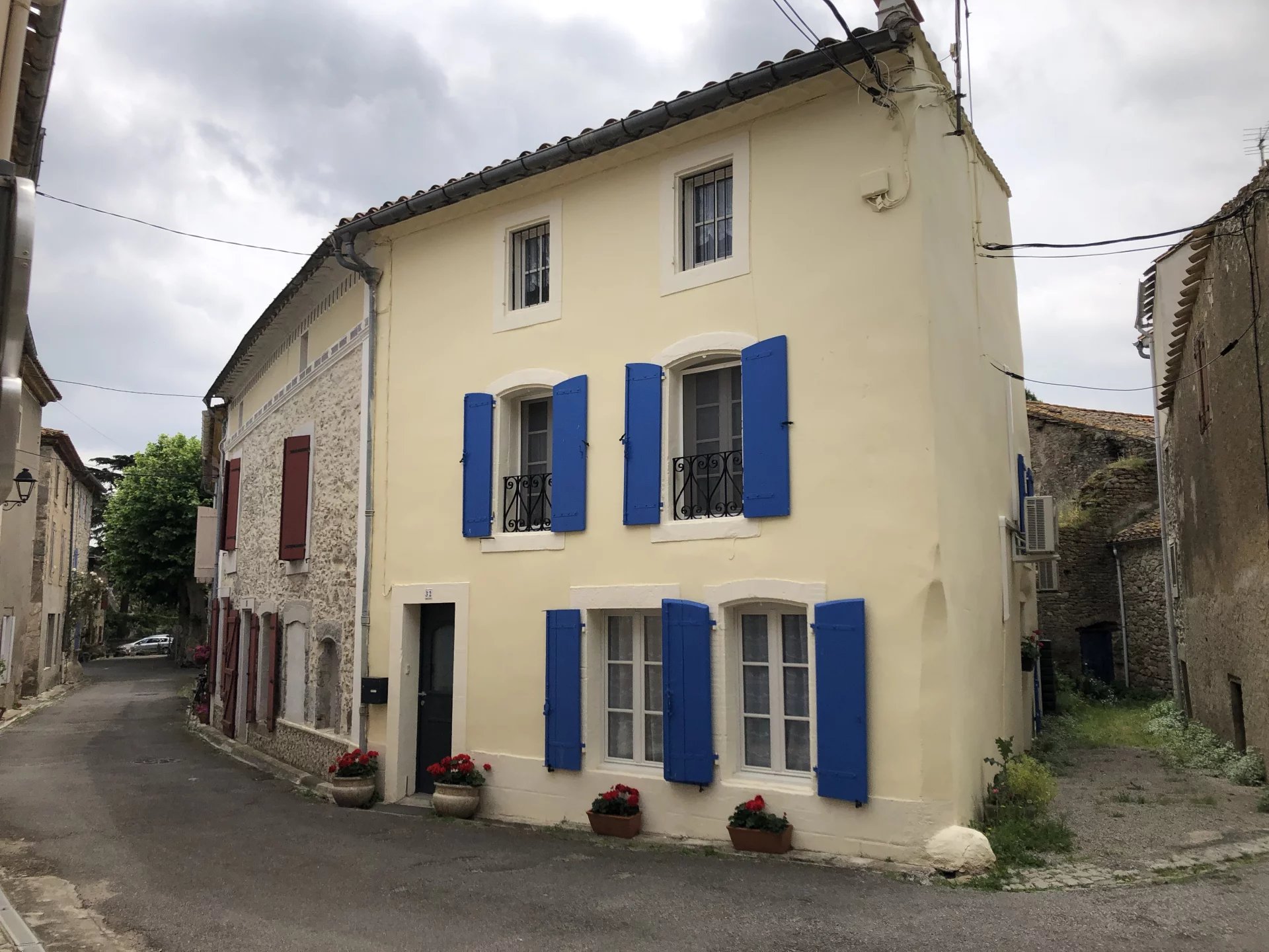 Trausse - 5 bedroomed village house
