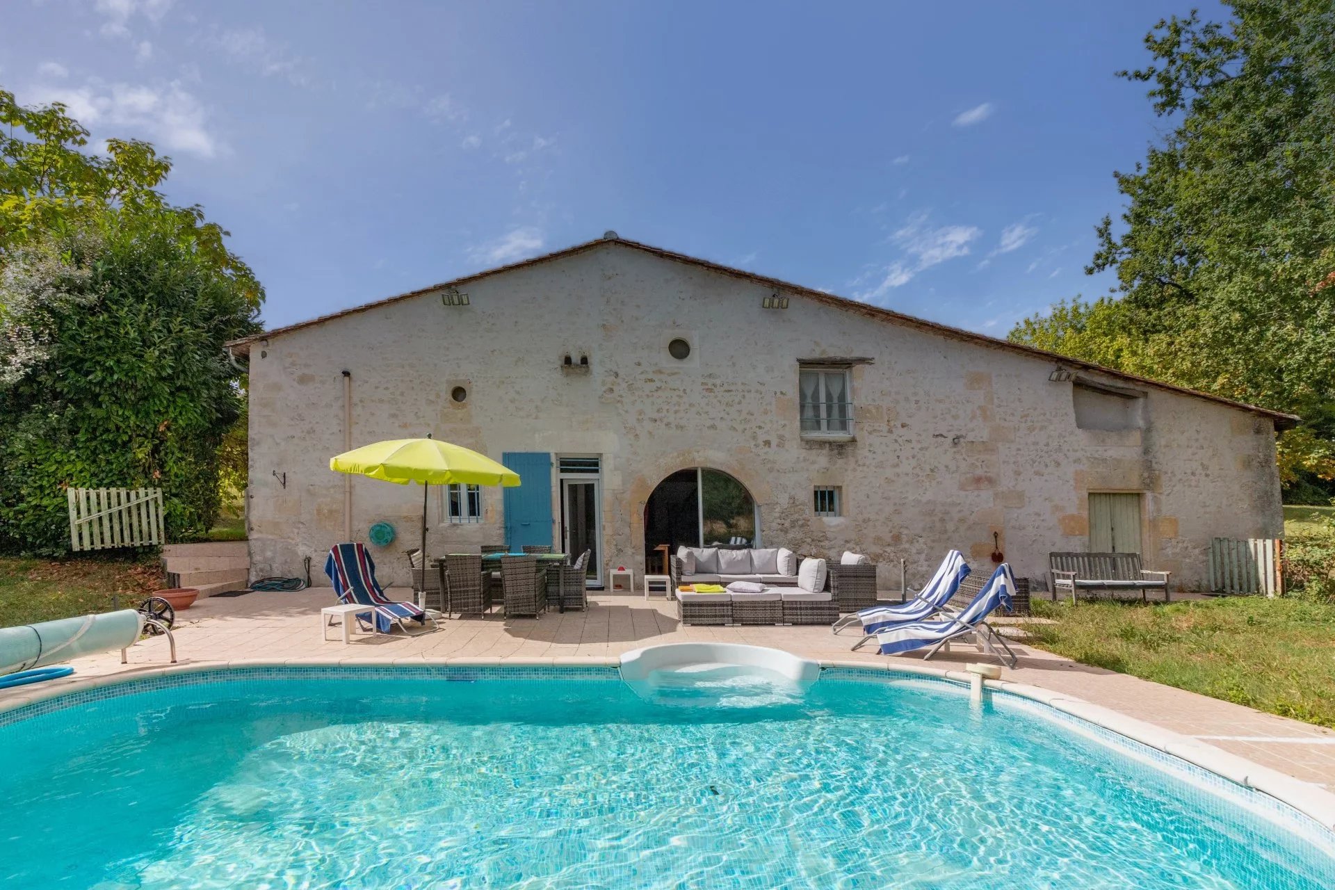 Beautiful Character property with pool and guest annexe in fabulous location (instant income potential)