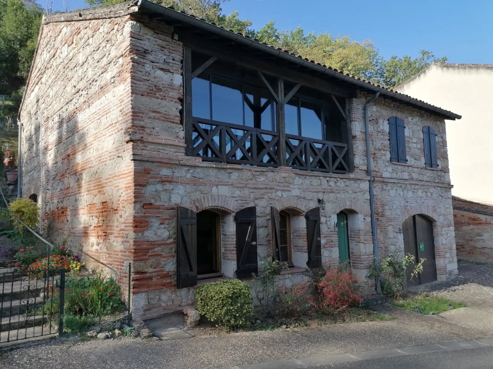 Charming stone house with swimming pool