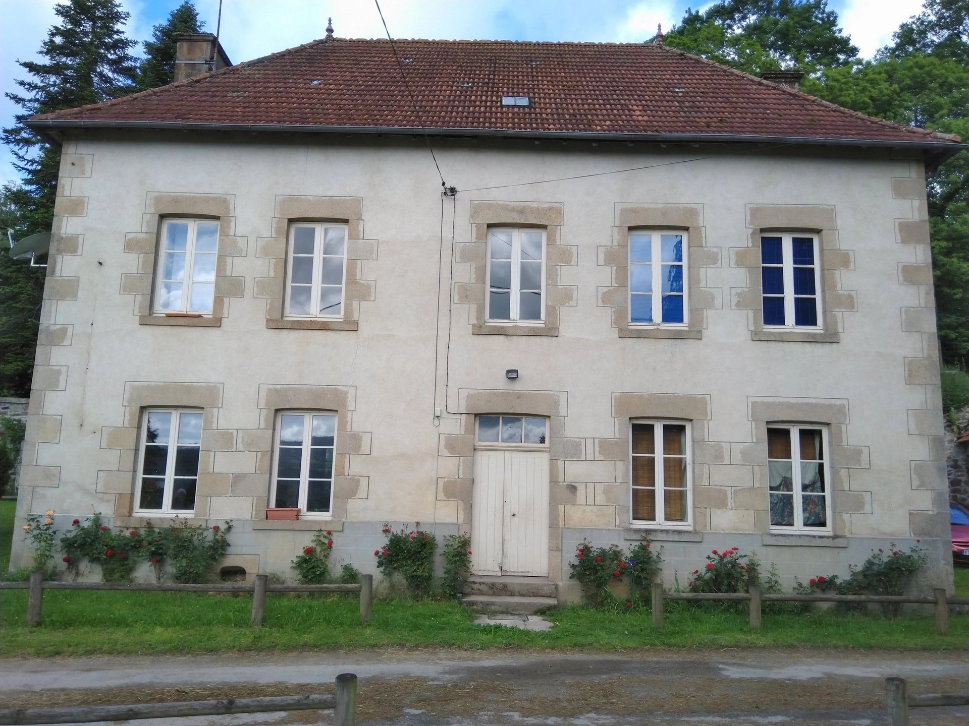 Maison de Maître, quiet location, 5 mins from town