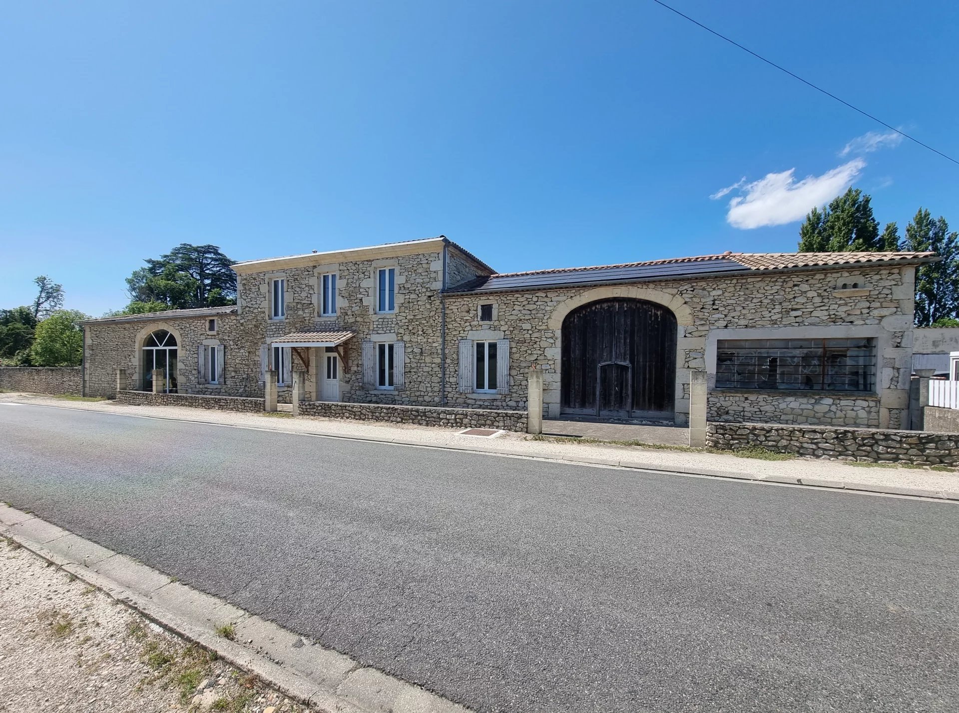 Spacious renovated farmhouse