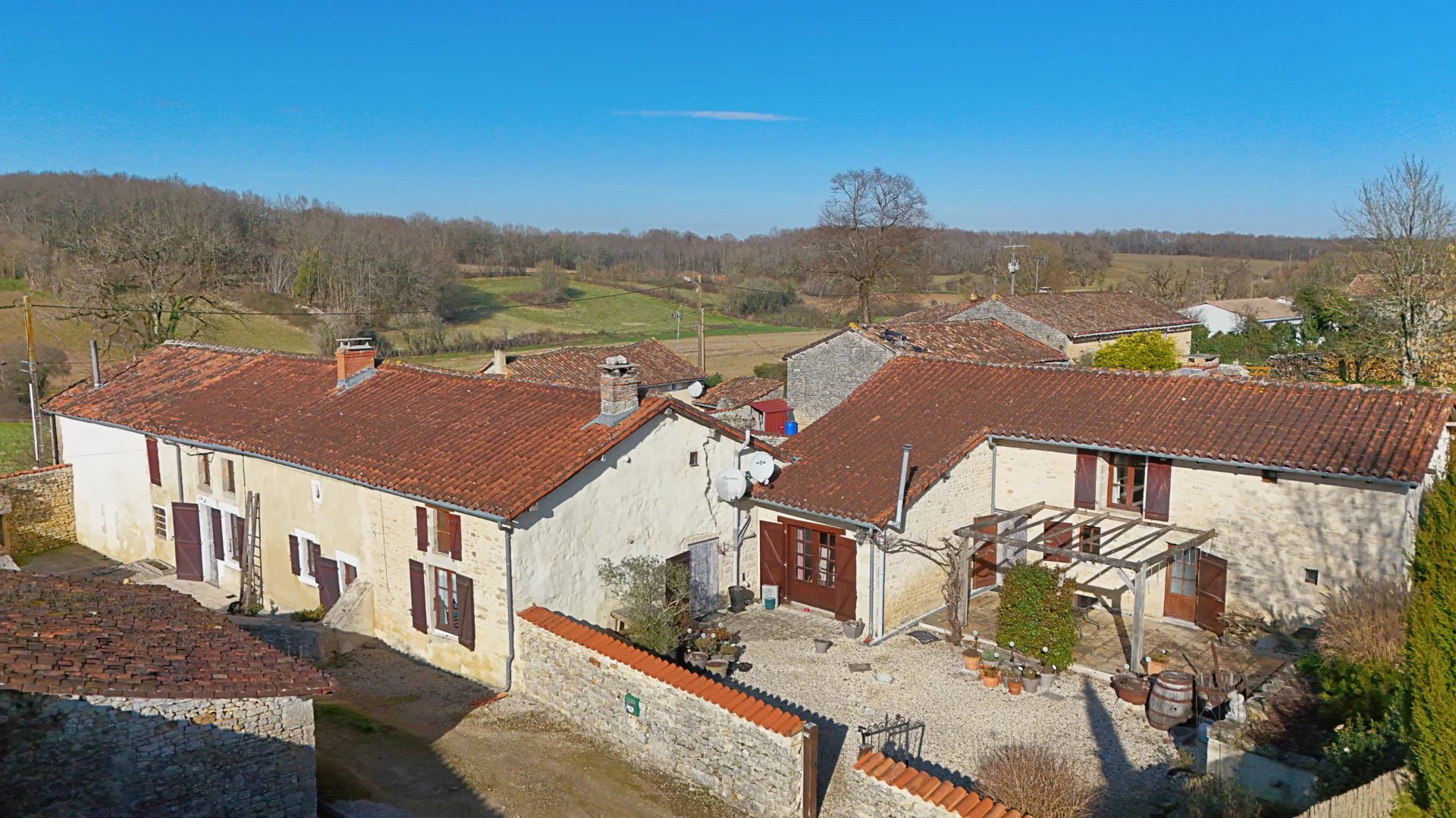 Renovated large stone house, plus guest cottage, in hamlet close to Verteuil-sur-Charente