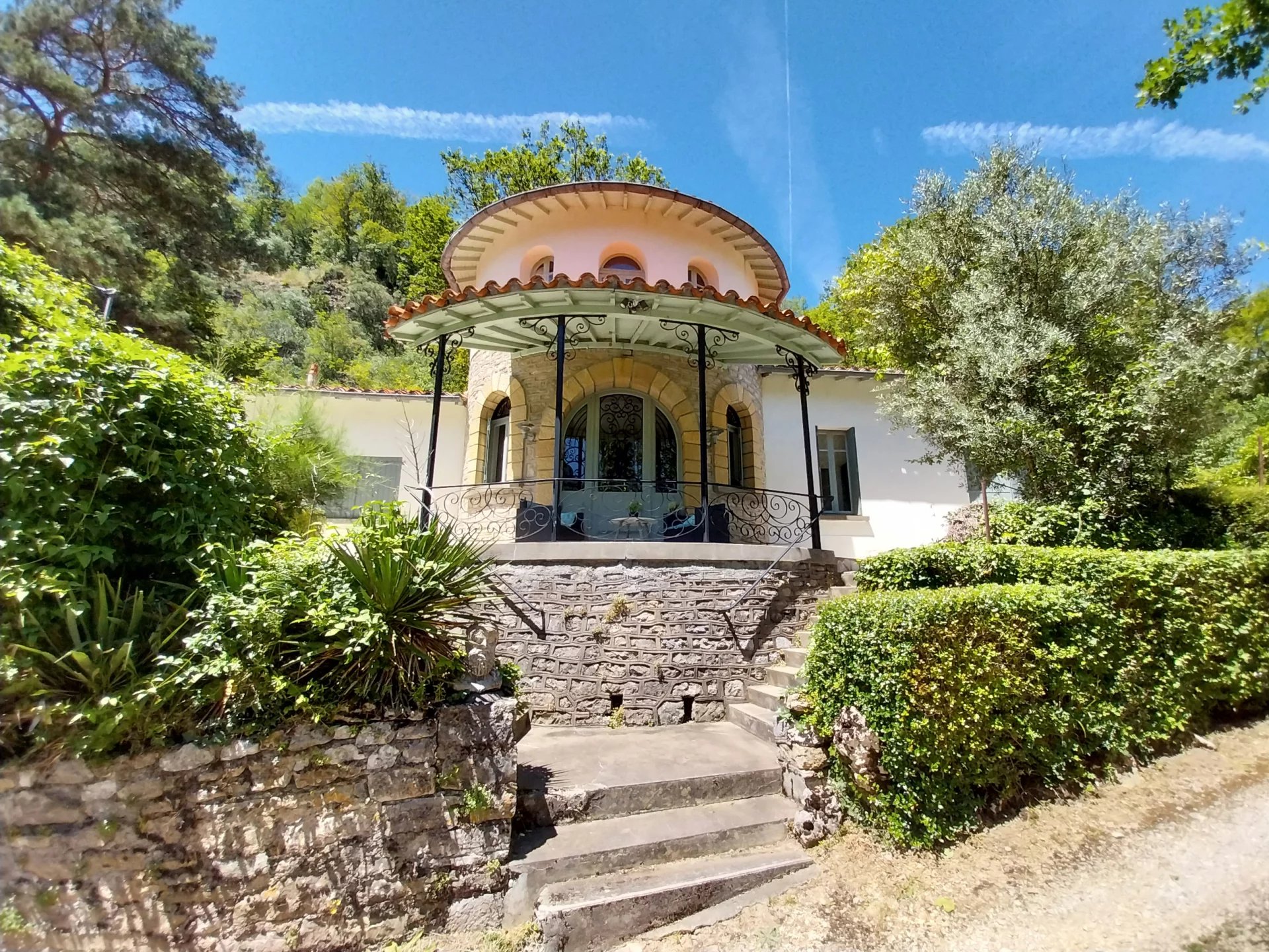 Maison art déco de 3 chambres avec vue magnifique