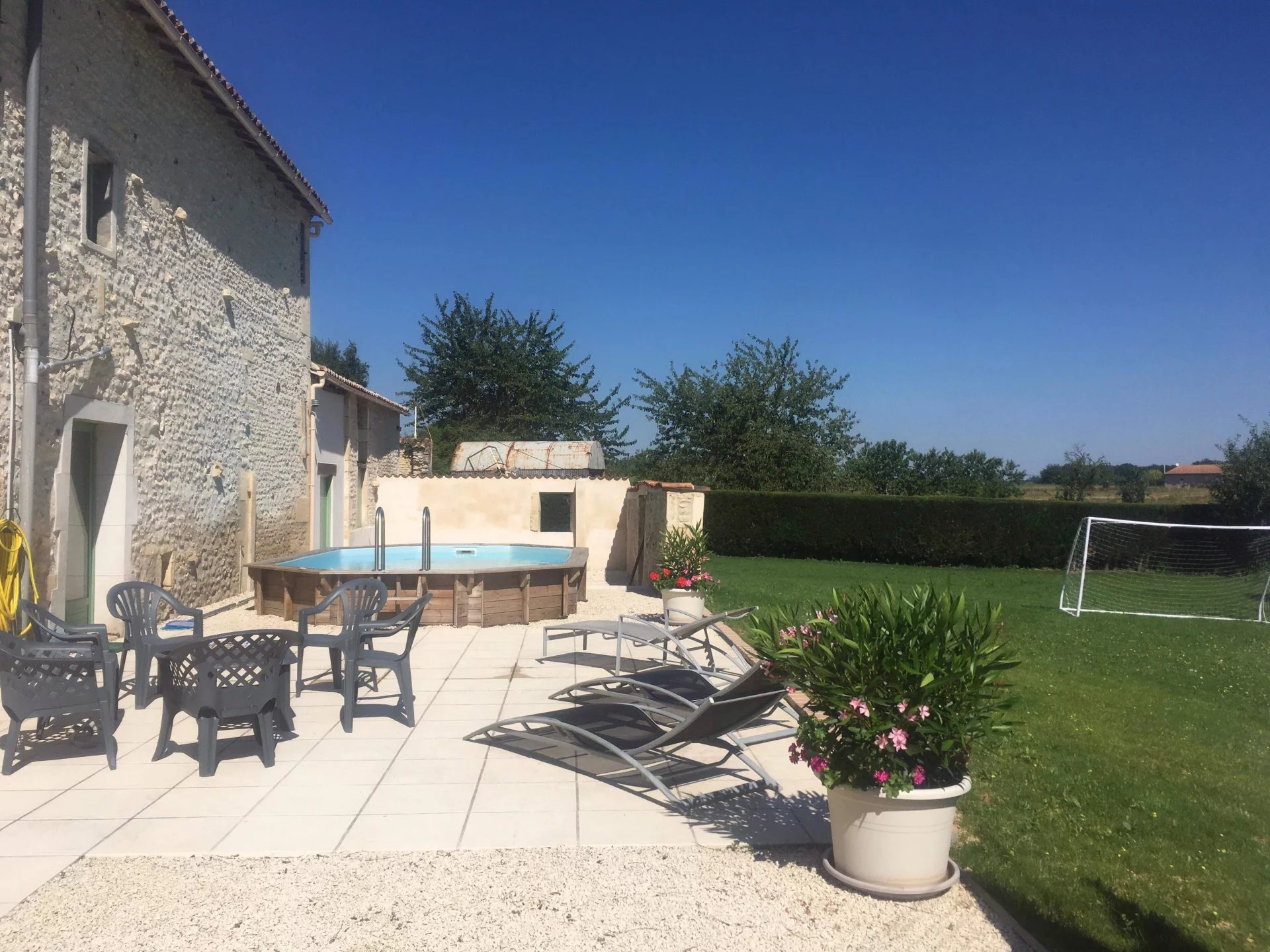 Beaux Villages Immobilier - Charentaise stone house 12km from Cognac