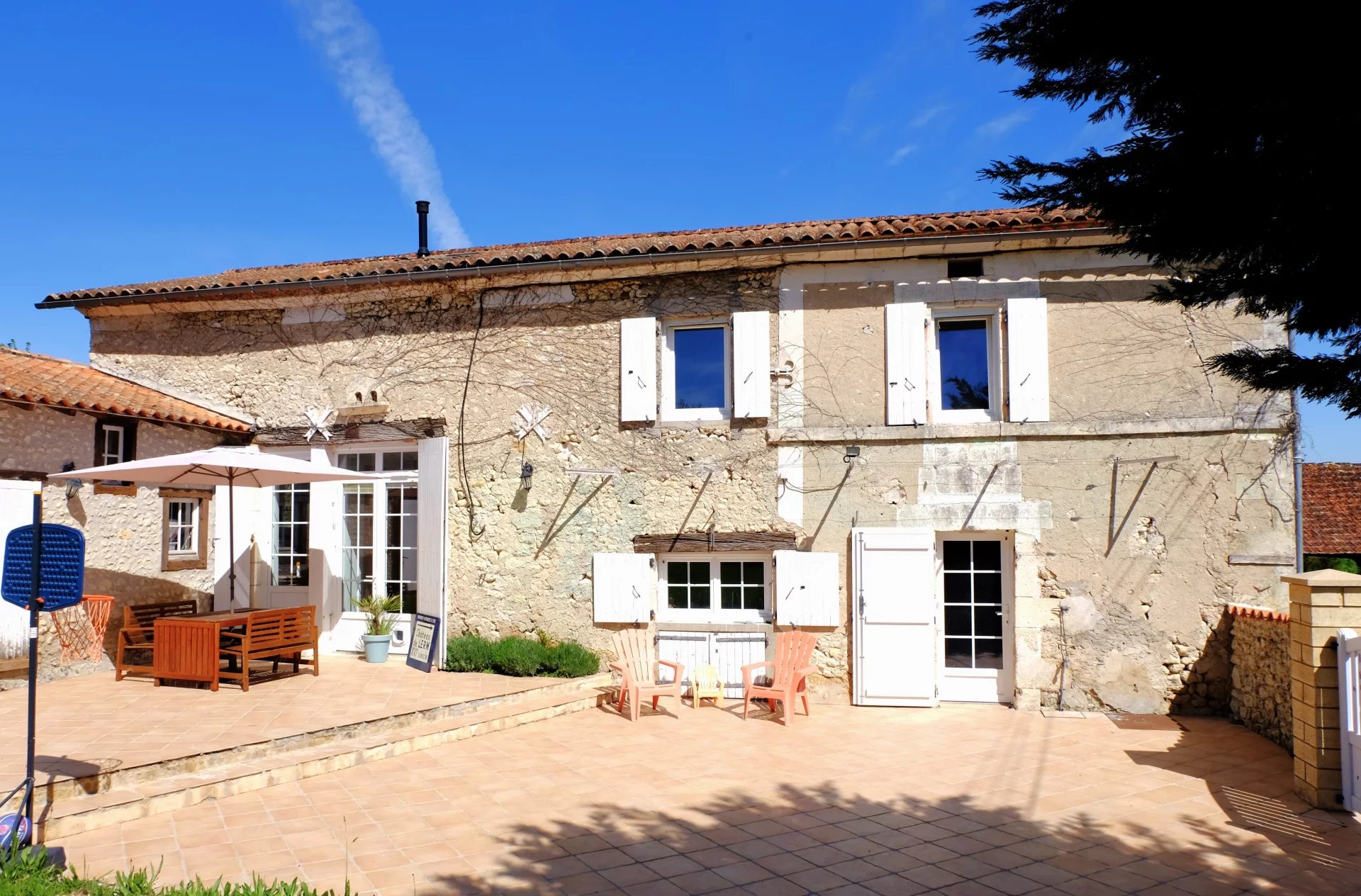 Charming stone cottage with spectacular views