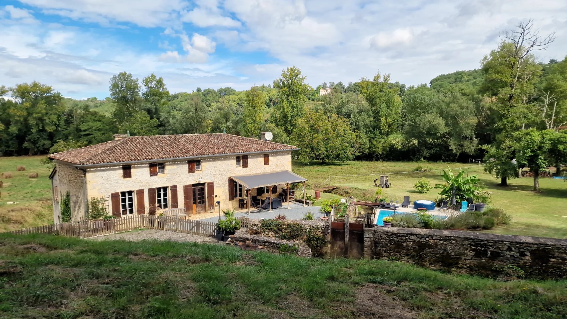 Unique opportunity - an authentic water mill!