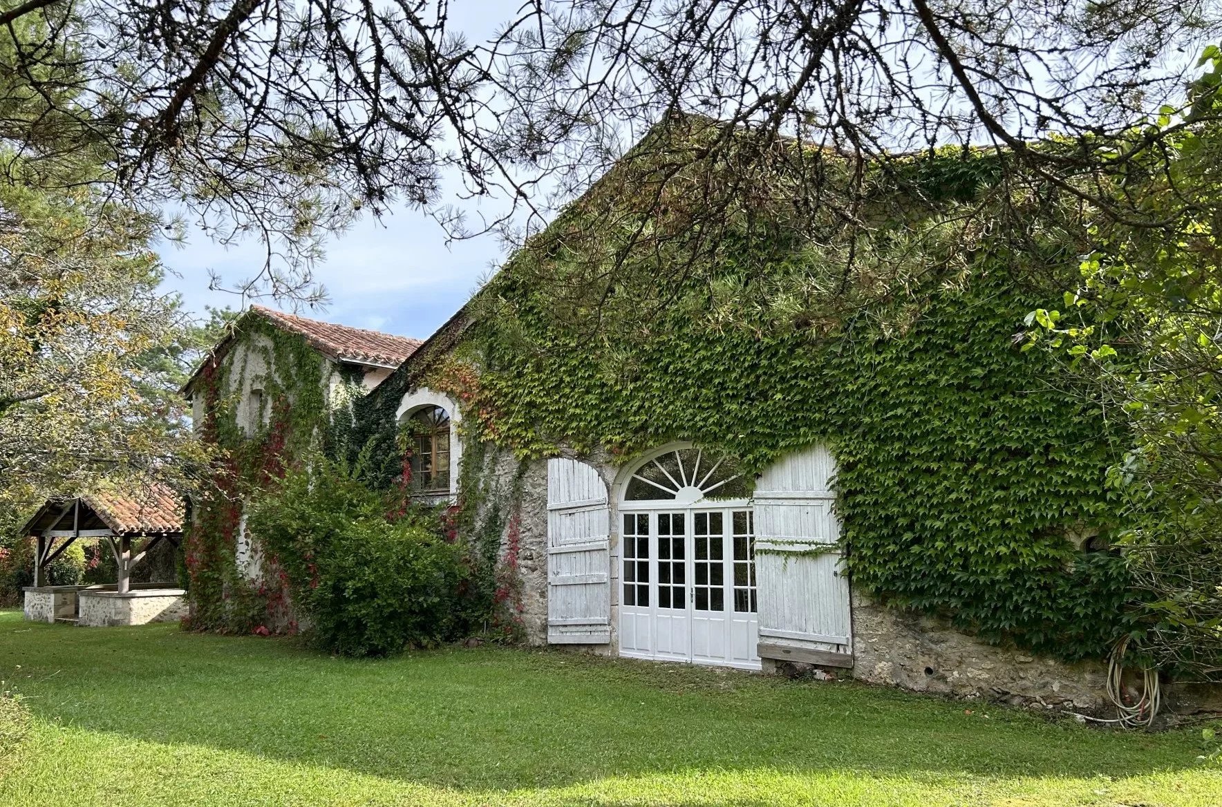 Maison de campagne dans un cadre idyllique