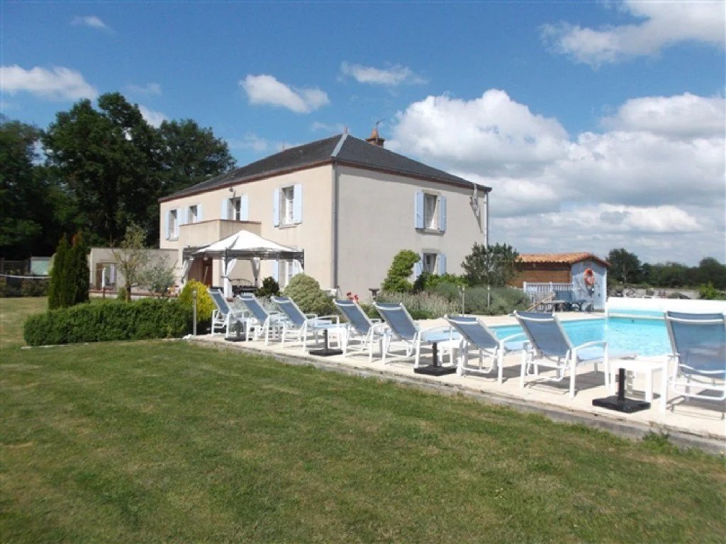 Très belle maison avec appartement en rez de chaussée