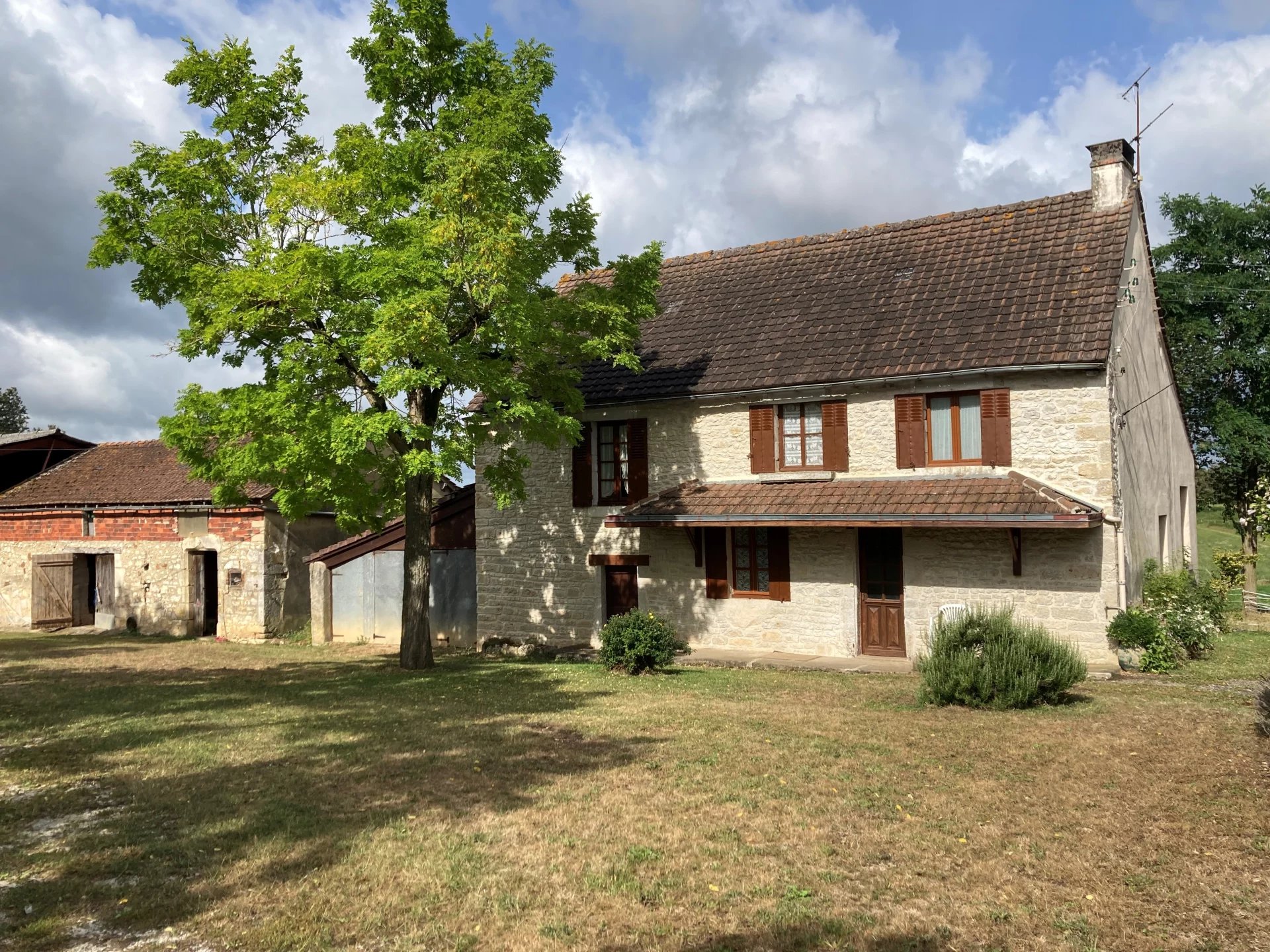 Idéal petite entreprise agricole ou activité artisanale!