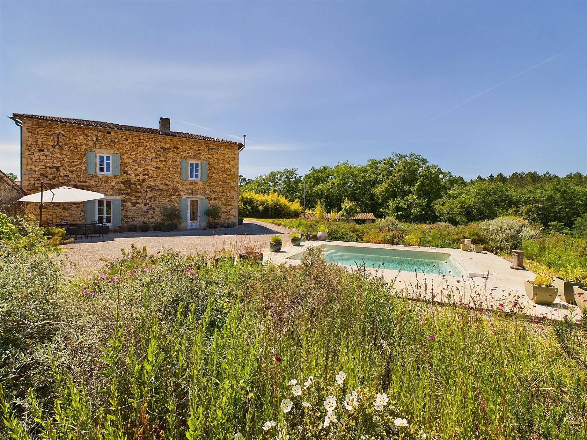 Stunning 3 Bedroom farmhouse with outbuildings and 9 hectares of unspoilt nature