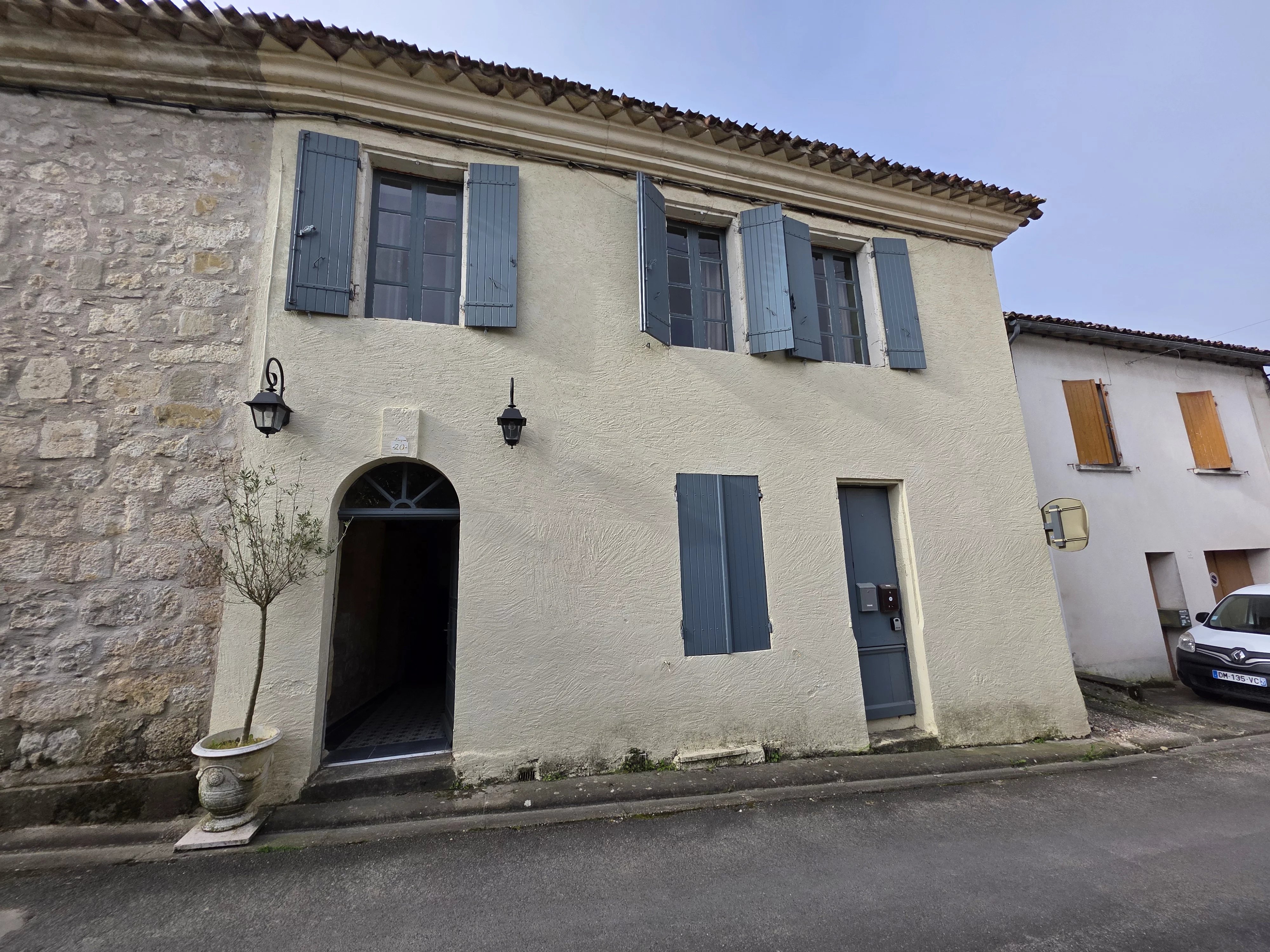 Belle maison de ville de 2 chambres