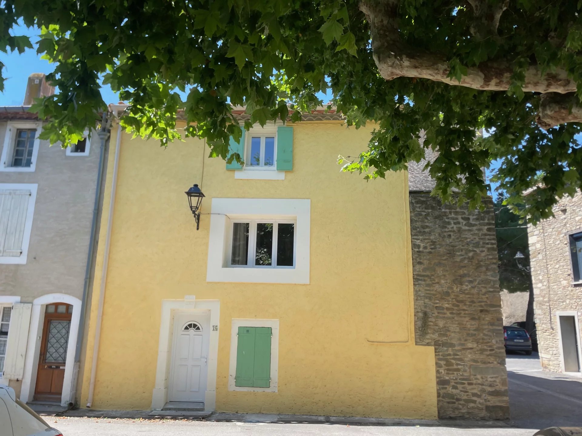 Trausse - perfect lock up and leave in the heart of a popular village