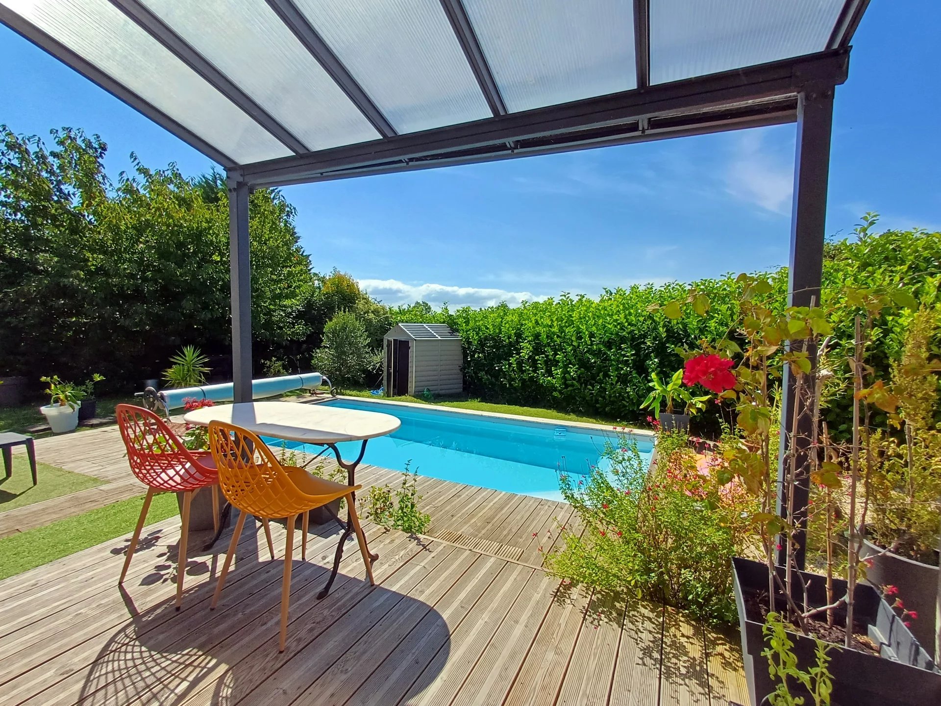 Charentaise de 5 chambres avec piscine