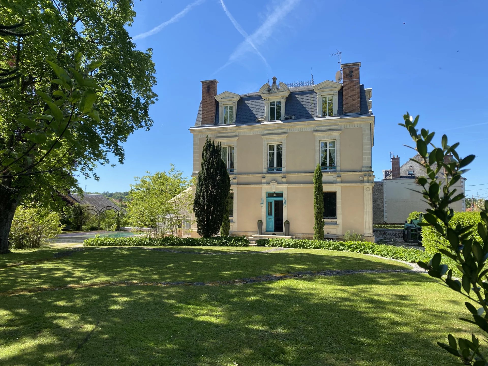 Maison de Centre Ville avec parc
