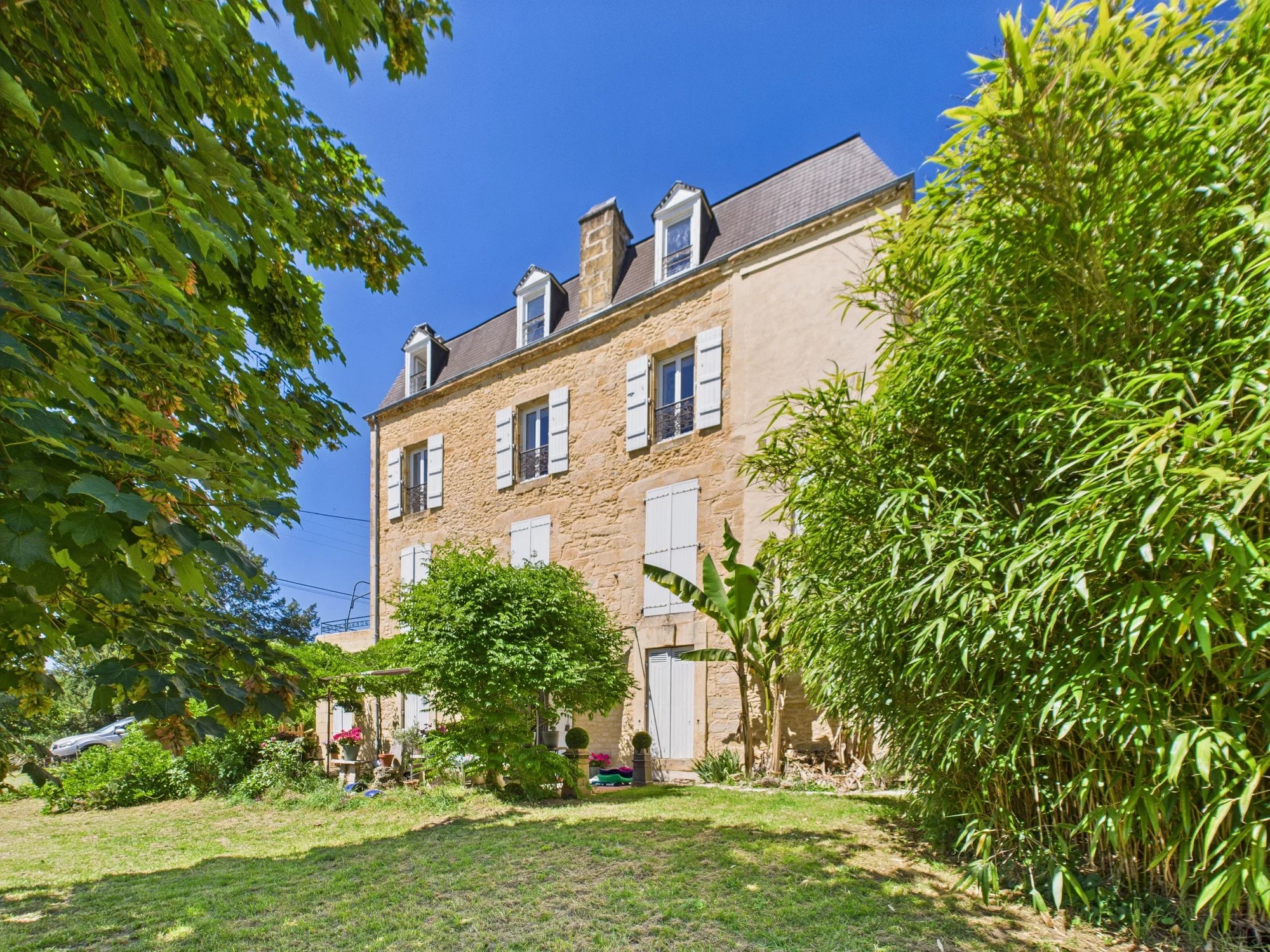 Fantastic Rental Investment Opportunity in the Heart of Sarlat-la-Canéda